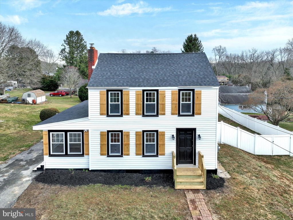 Photo of 118 HARVEY AVE, LANCASTER, PA 17602 (MLS # PALA2028780)