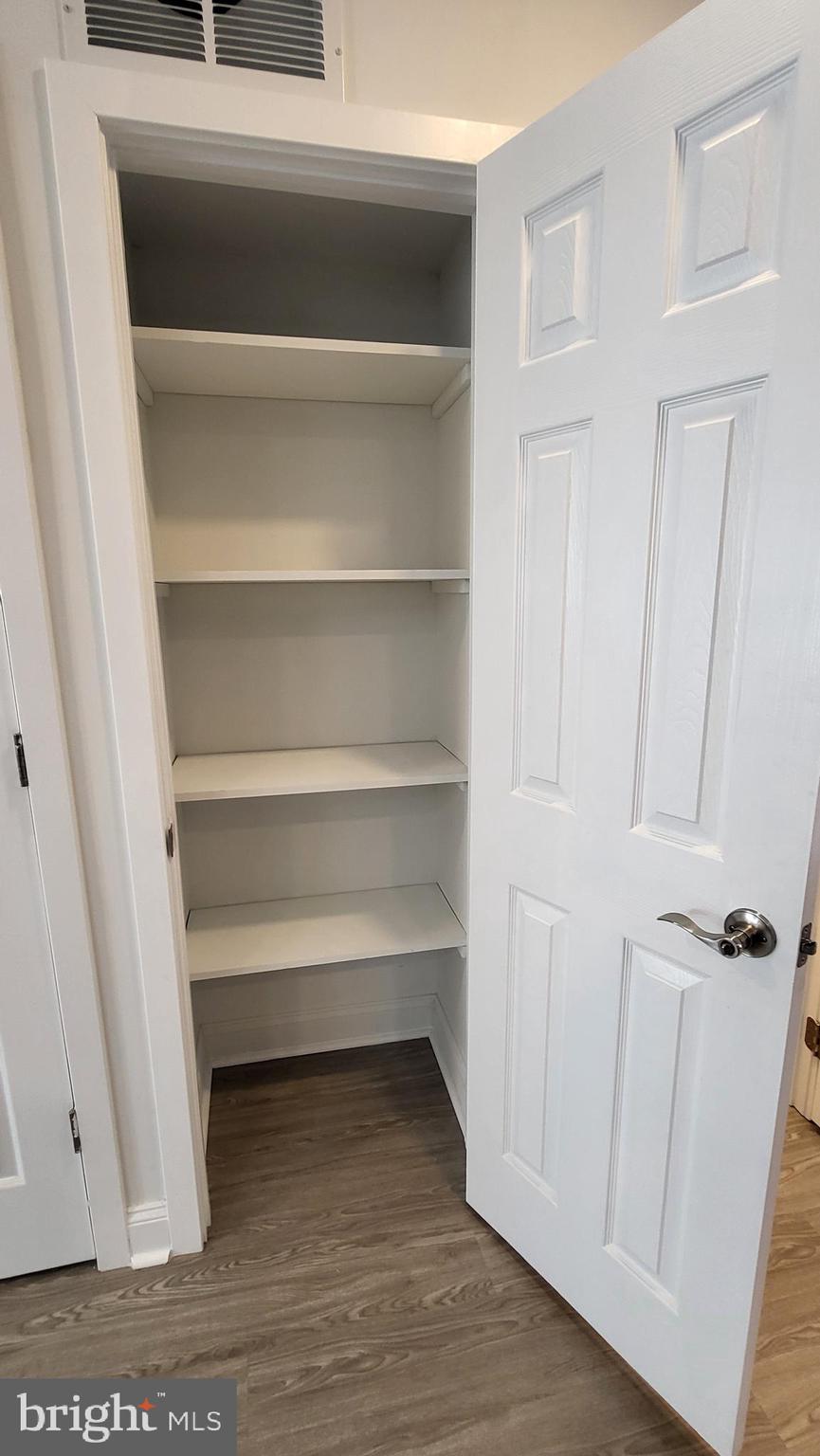 FOREST PARK - Residential