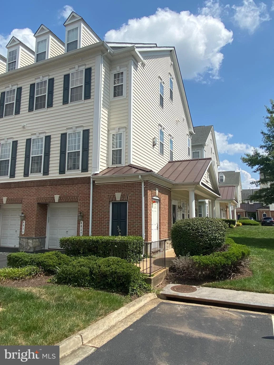 6817 Sabbarton Place, Gainesville, VA 20155