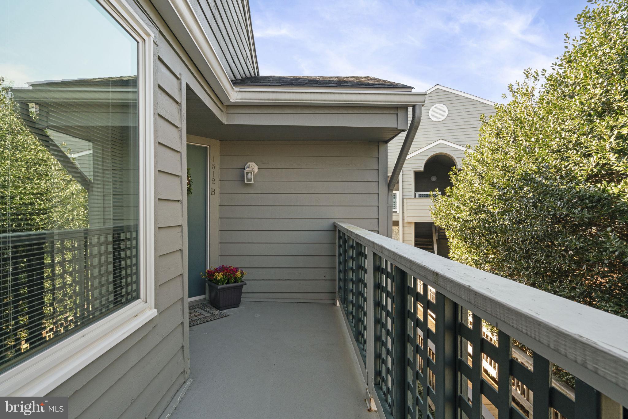 1512 SUMMERCHASE COURT B B