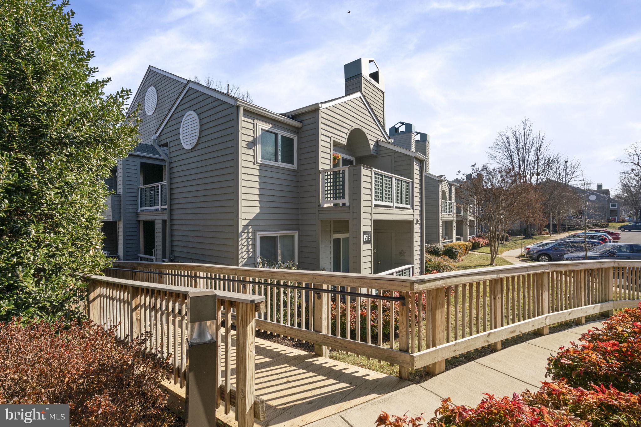 1512 SUMMERCHASE COURT B B