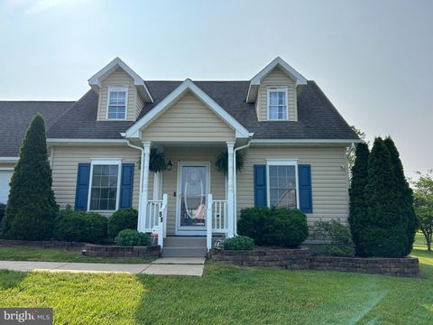 51 SHOAL CREEK COURT MARTINSBURG WV 25405