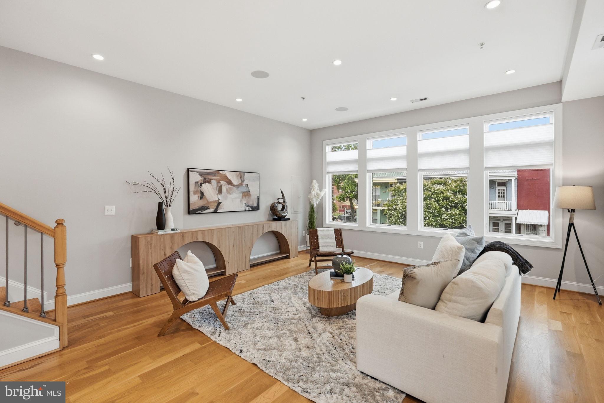 1110 6TH STREET NE 2