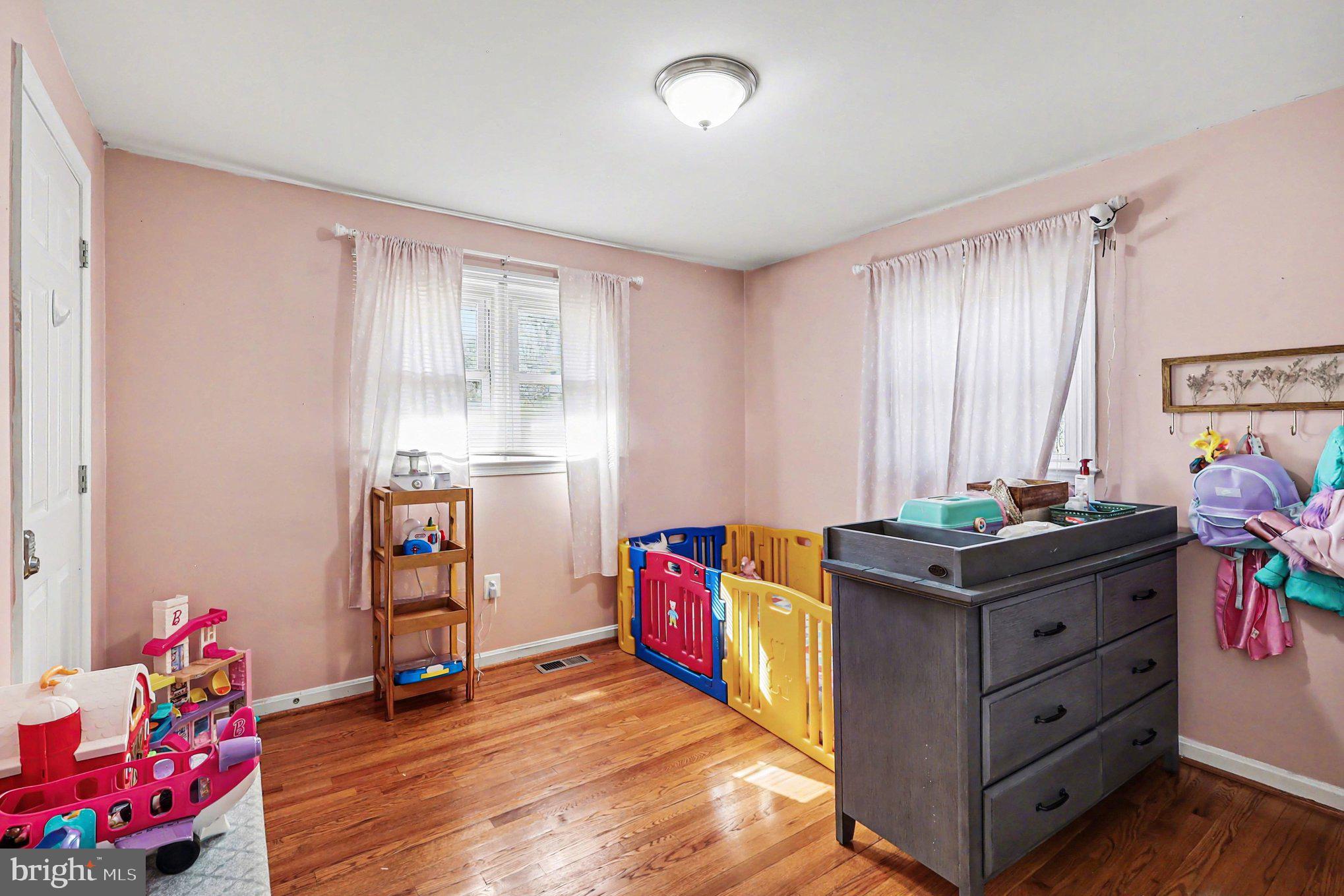 YORKSHIRE ACRES - Residential