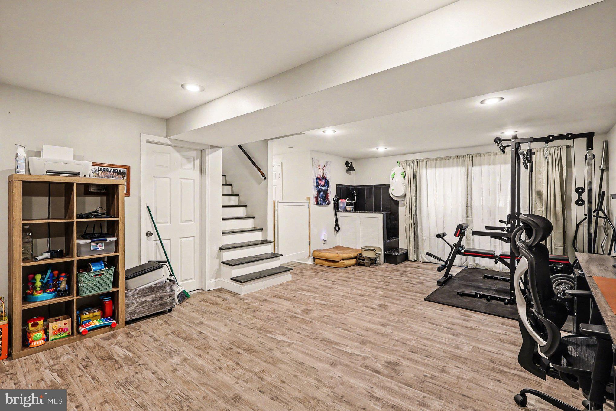 YORKSHIRE ACRES - Residential