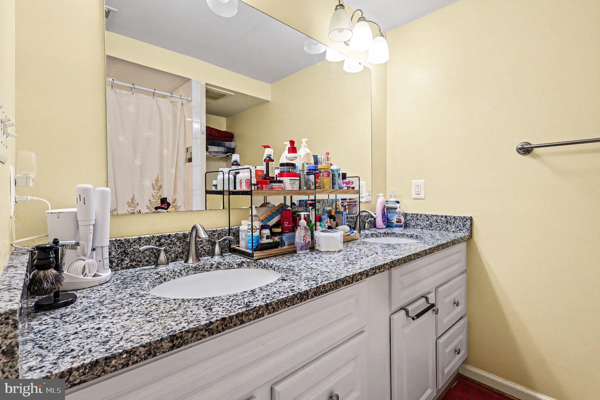 YORKSHIRE ACRES - Residential