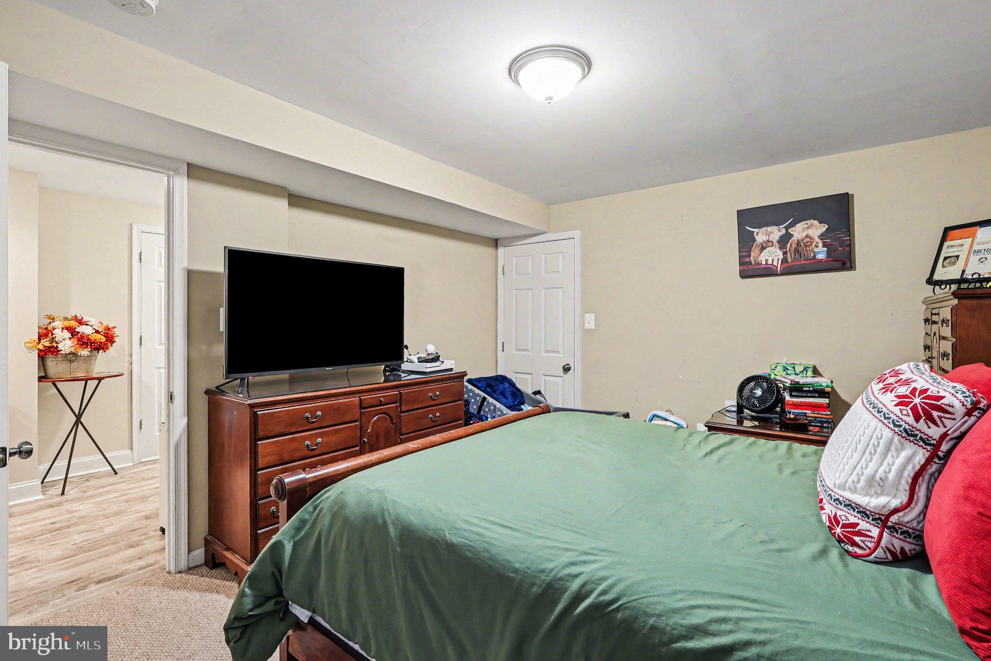 YORKSHIRE ACRES - Residential