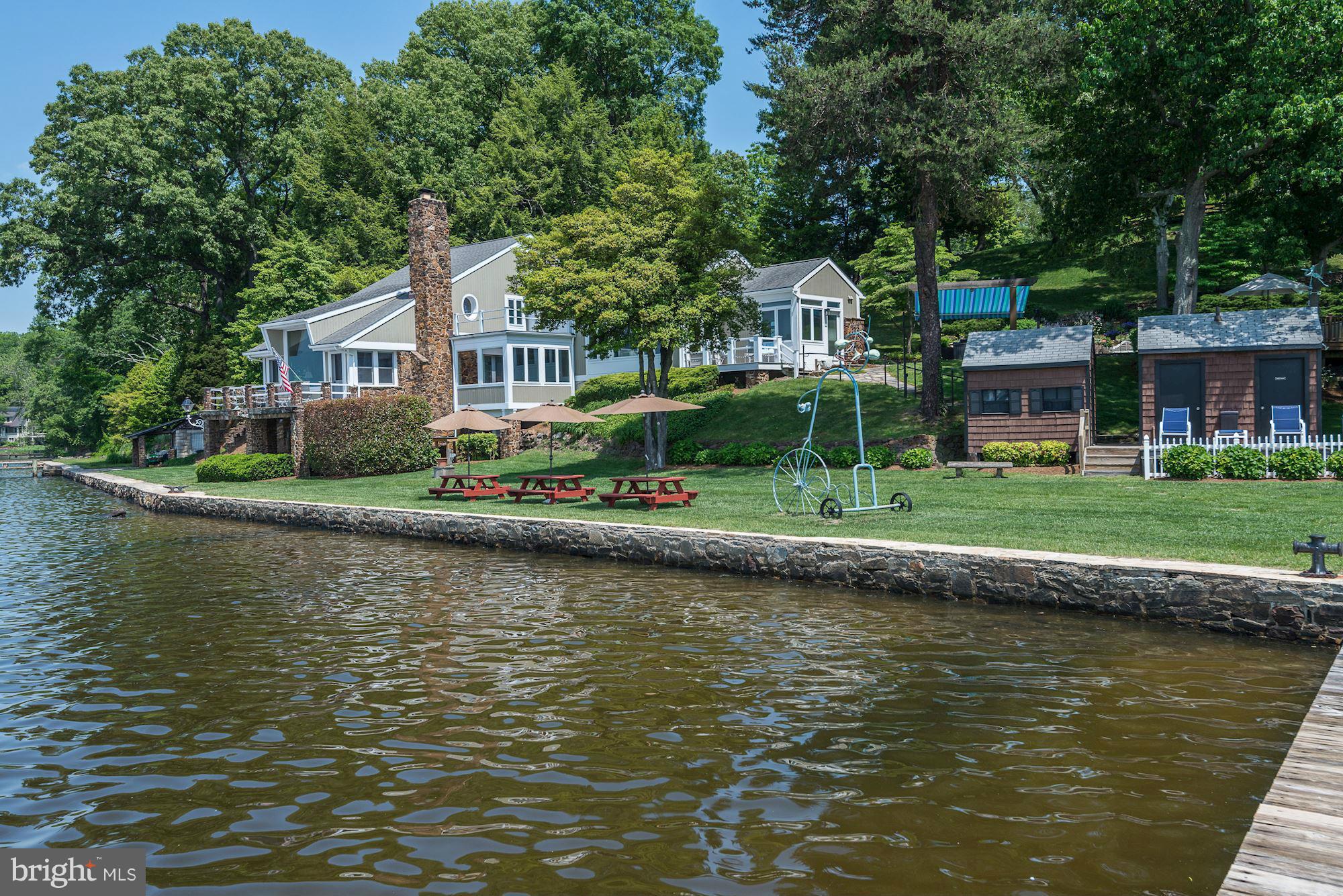 HARLEQUIN - Residential