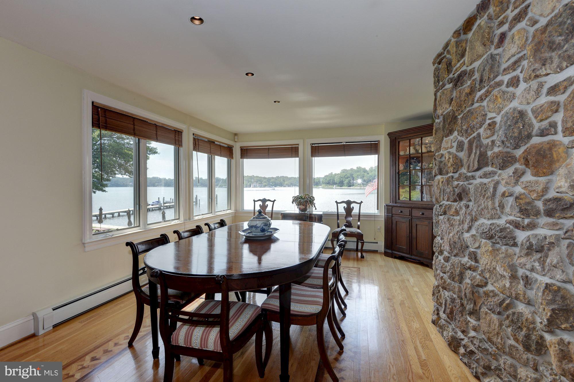 HARLEQUIN - Residential