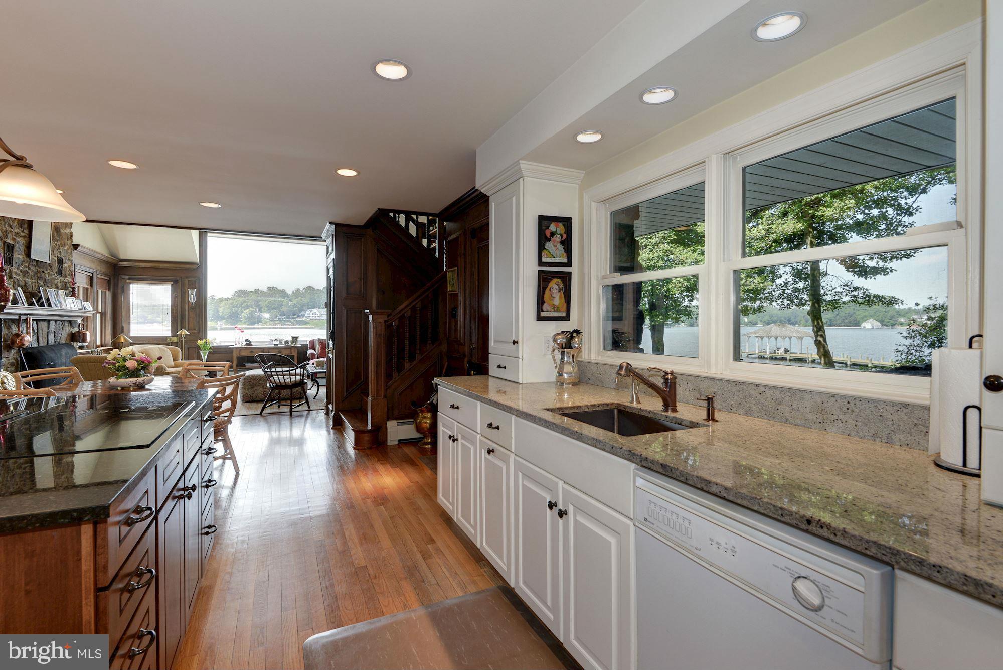 HARLEQUIN - Residential