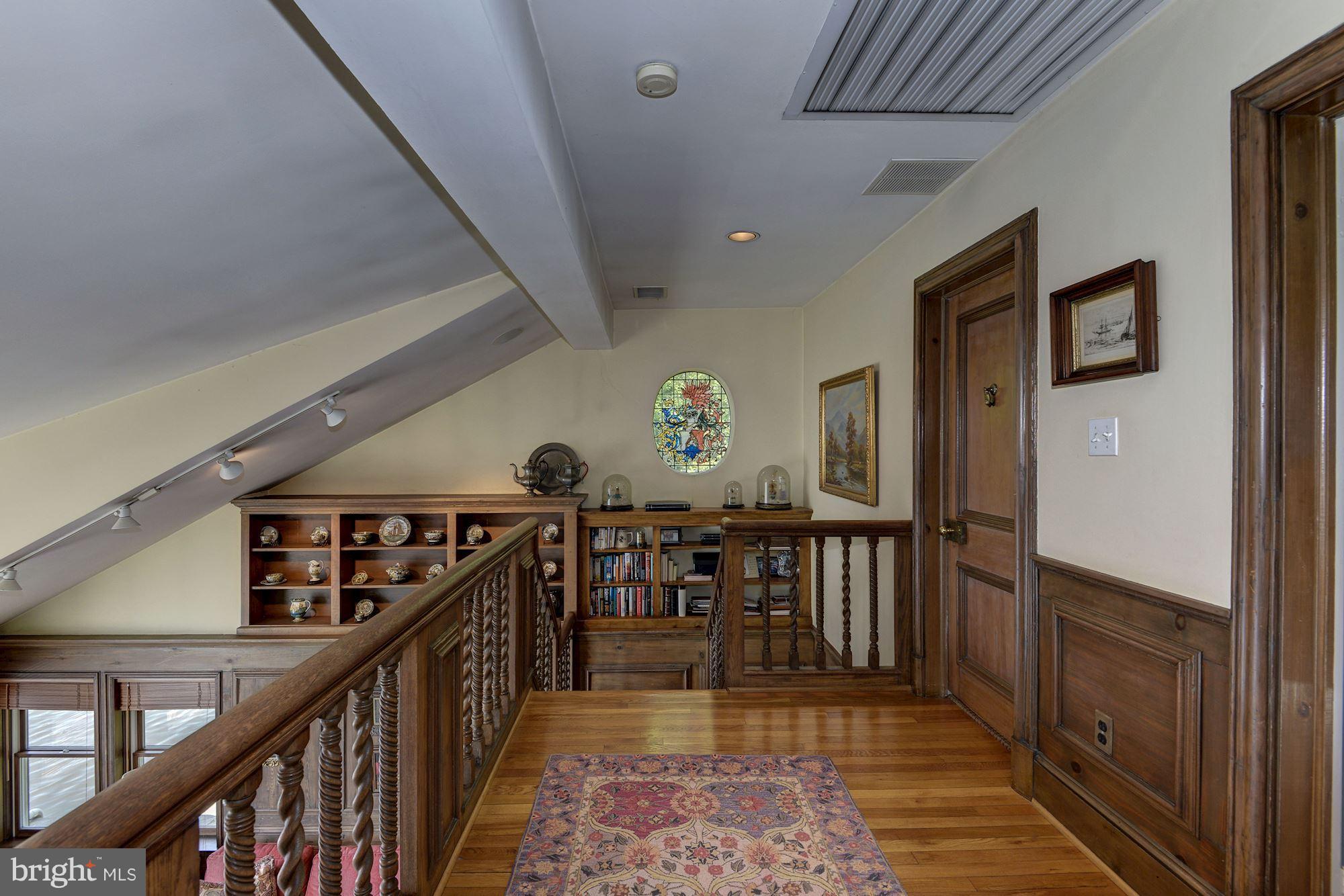 HARLEQUIN - Residential