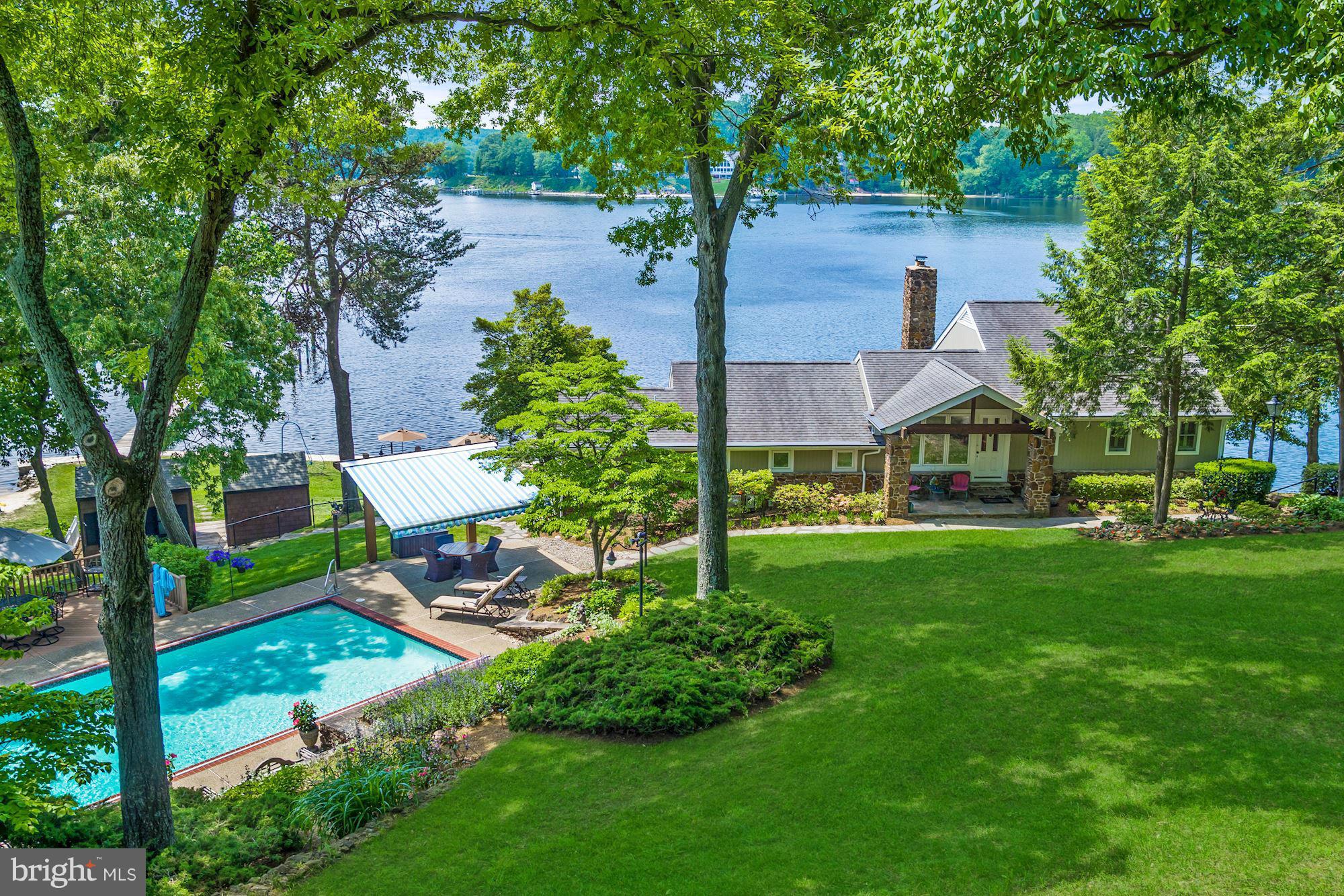 HARLEQUIN - Residential