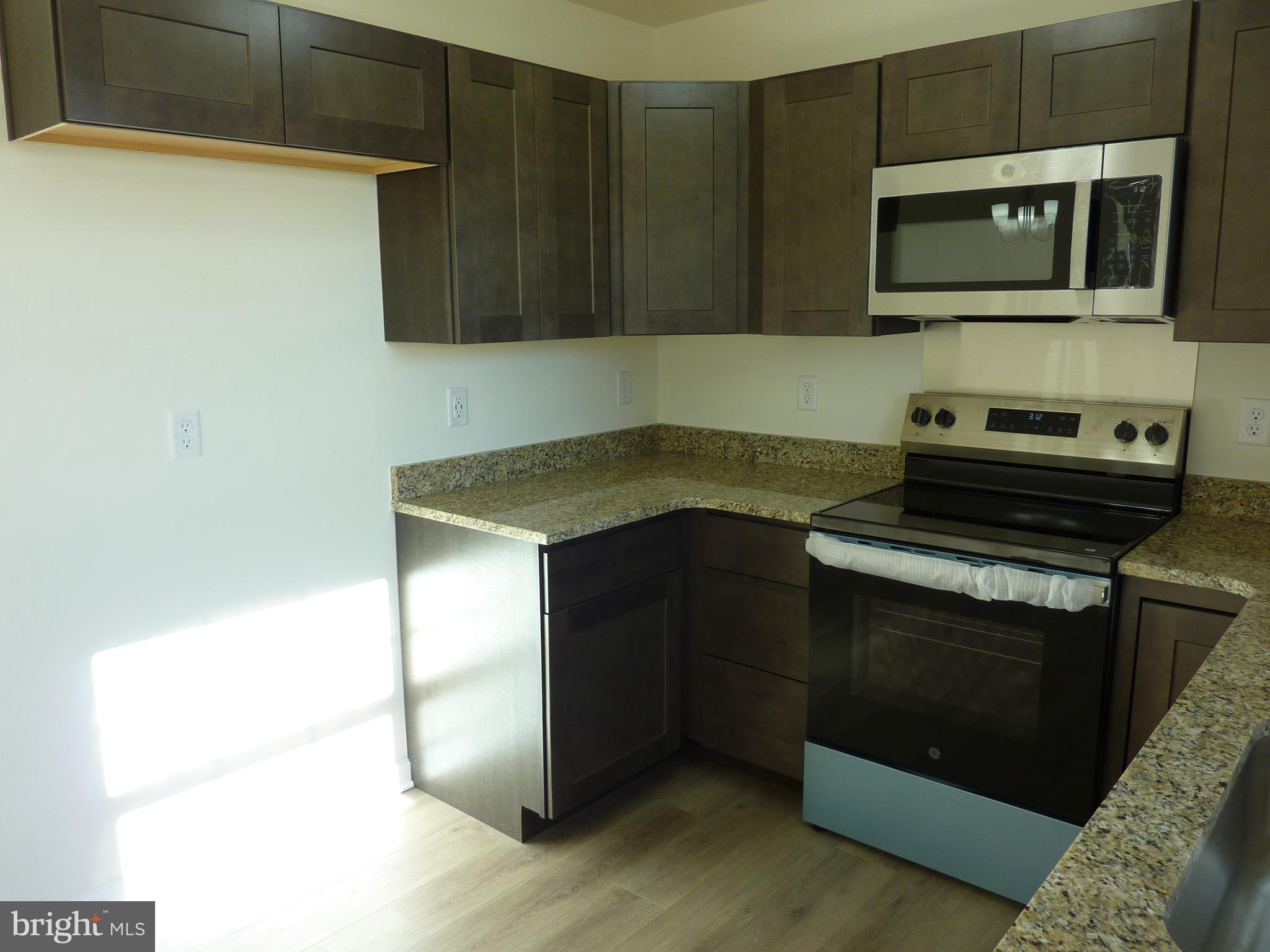 CAMBRIA VILLAGE - Residential