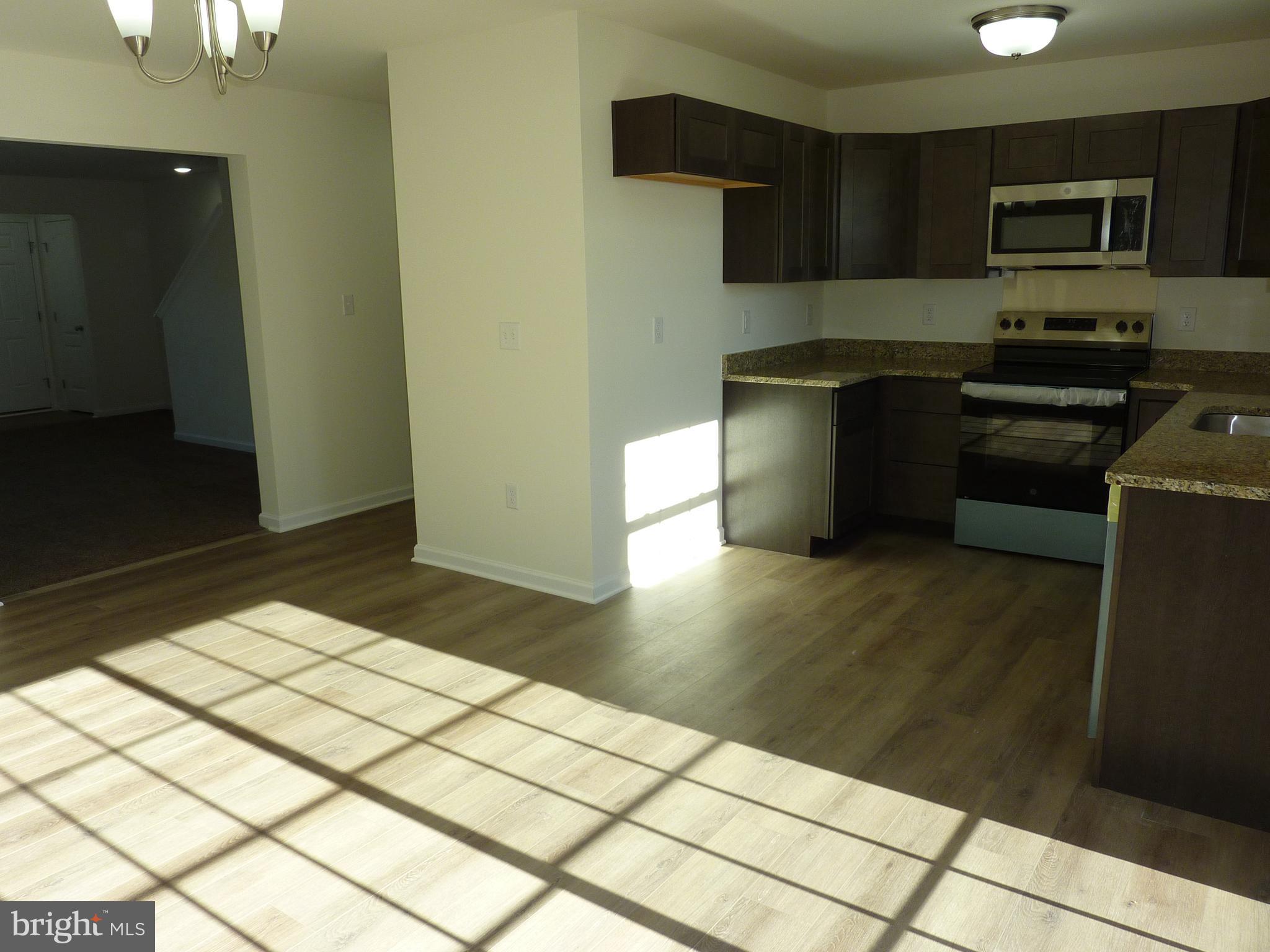 CAMBRIA VILLAGE - Residential