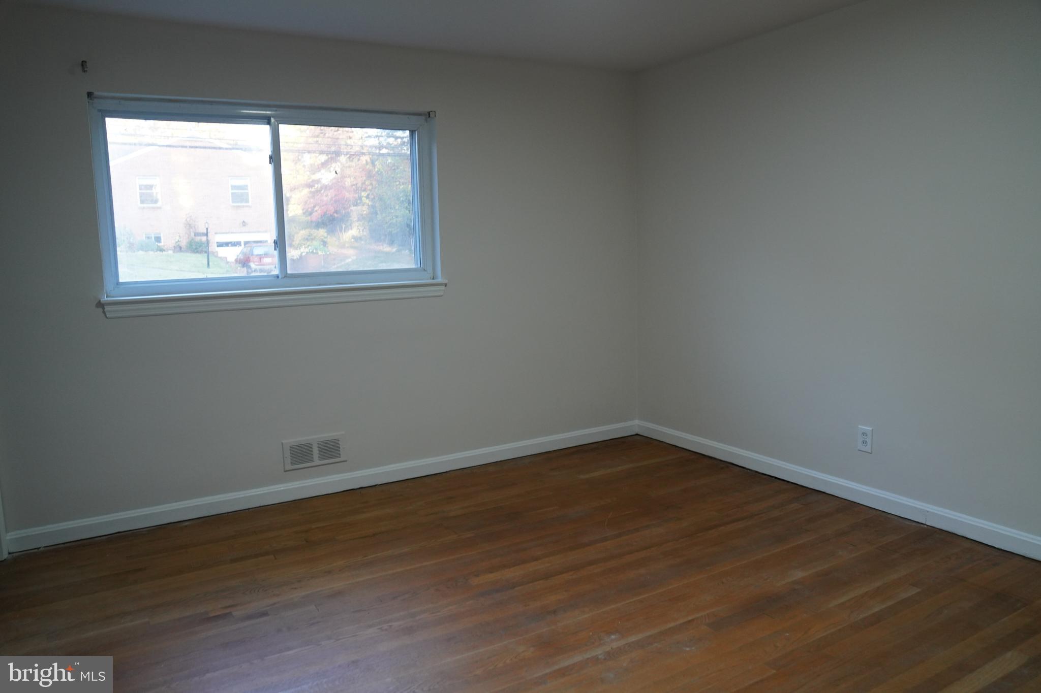 GLEN MAR PARK - Residential Lease