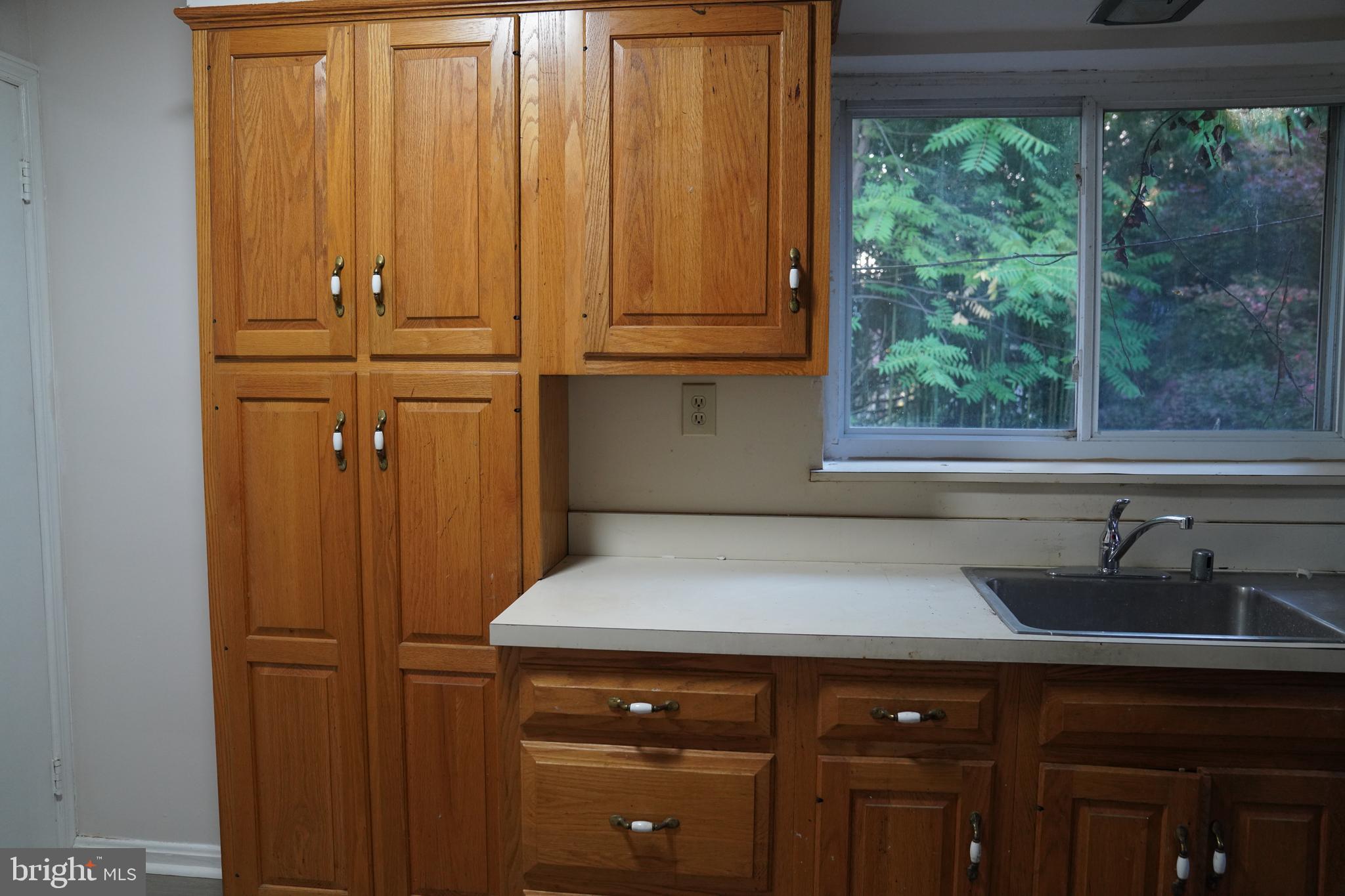 GLEN MAR PARK - Residential Lease