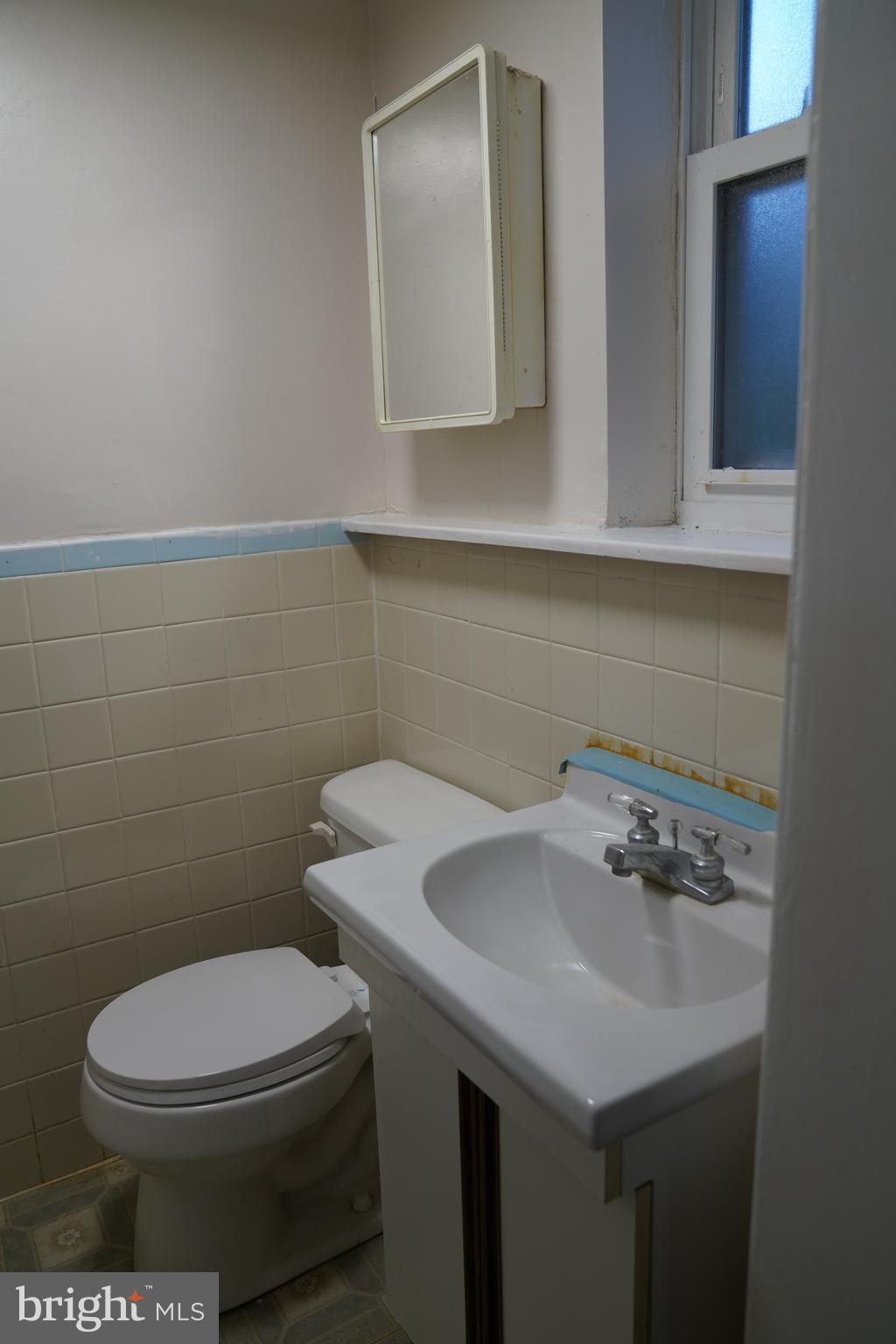 GLEN MAR PARK - Residential Lease