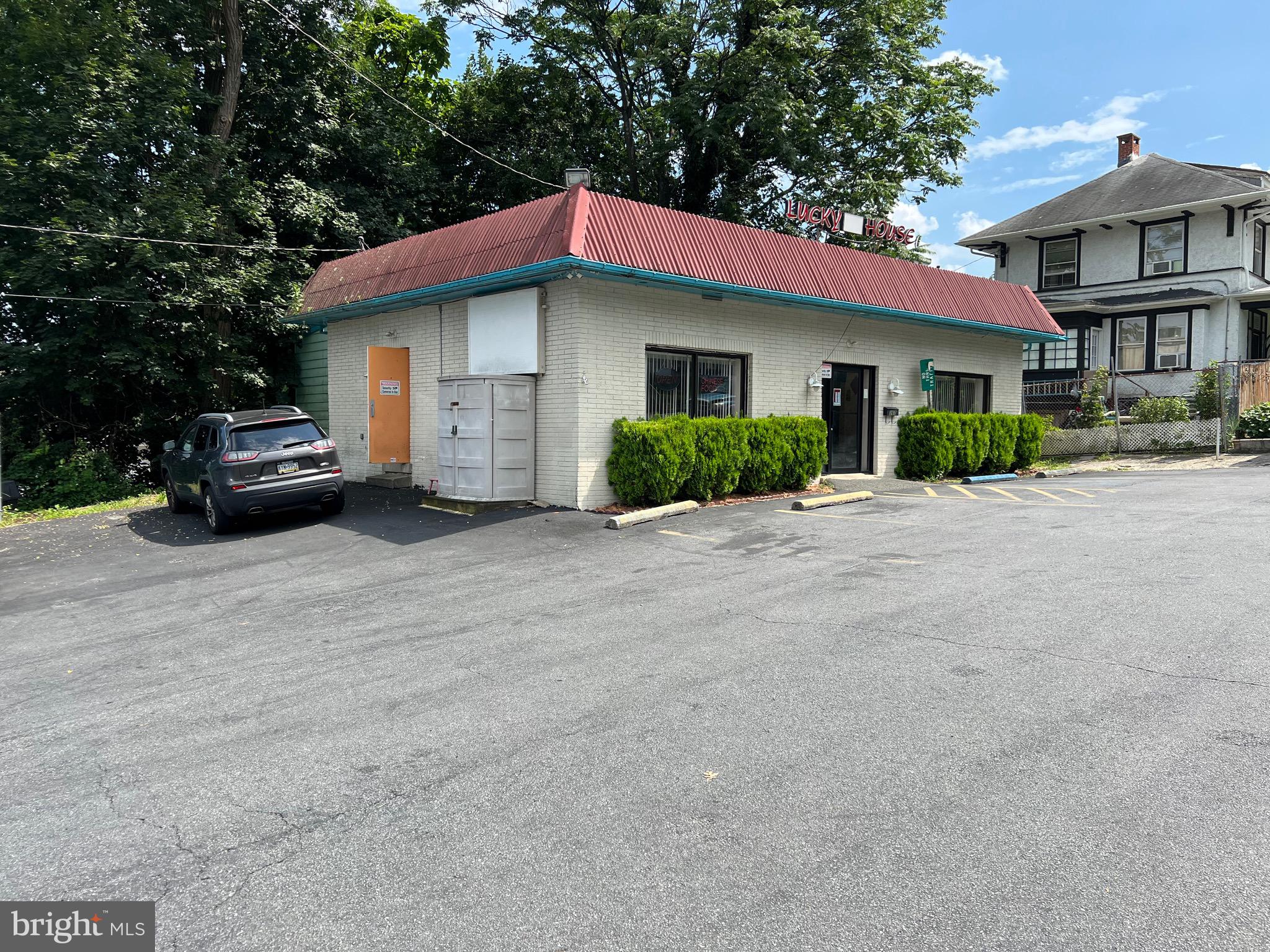 267 CARSONIA AVENUE