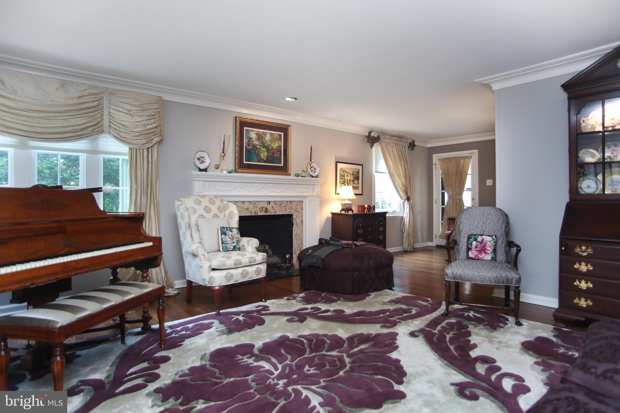 SPRING MILL ESTATE - Residential