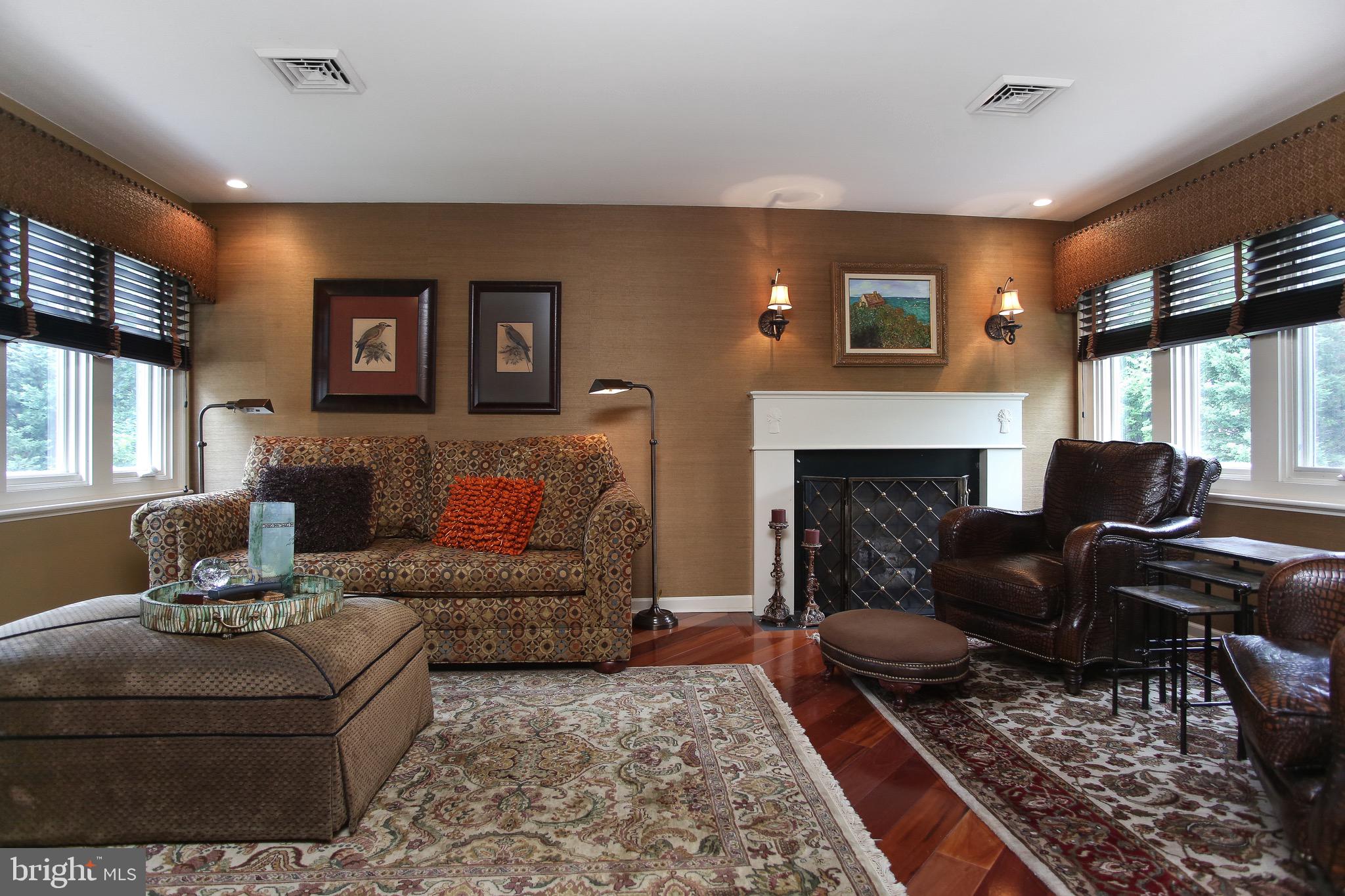 SPRING MILL ESTATE - Residential