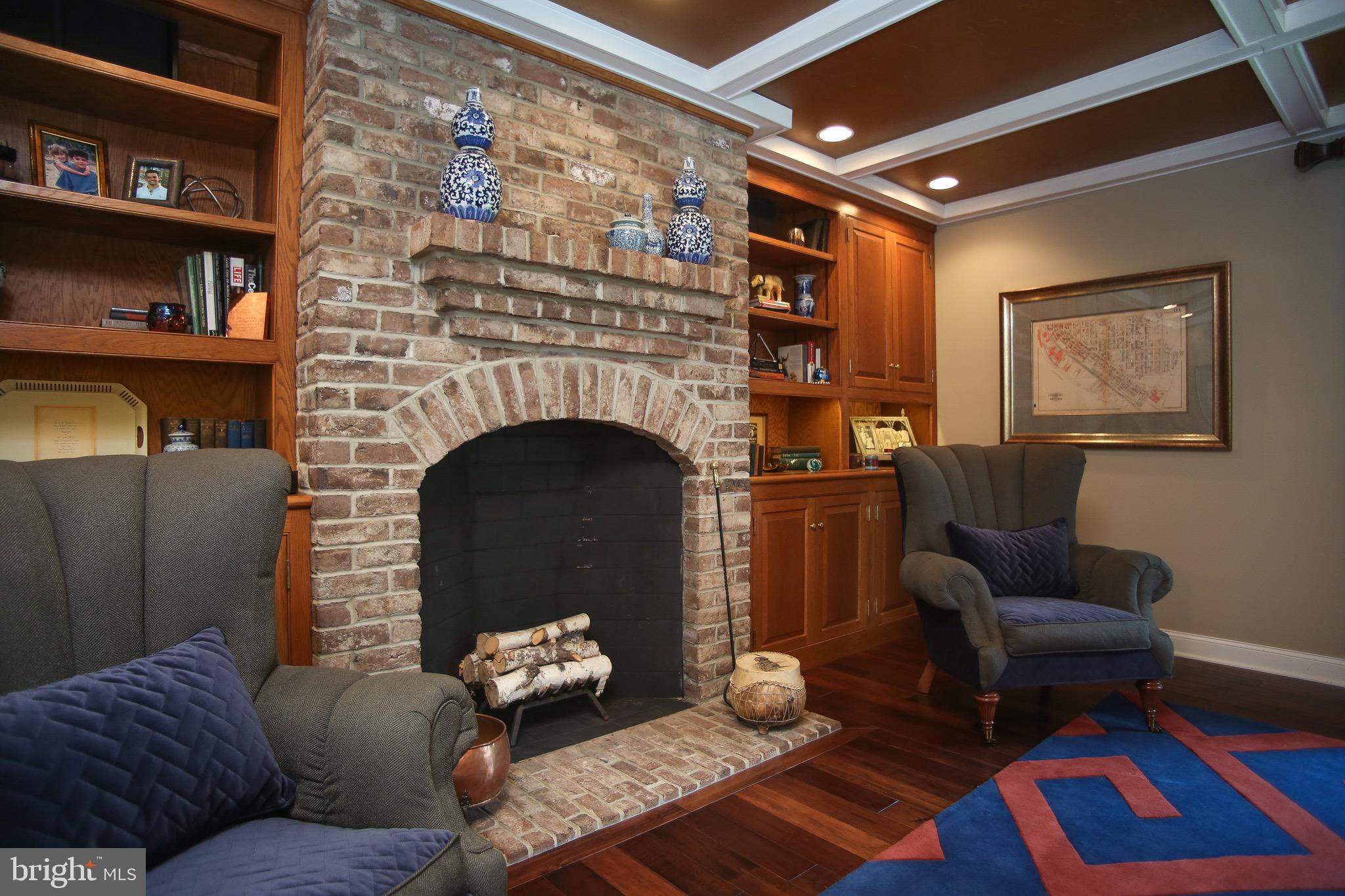 SPRING MILL ESTATE - Residential