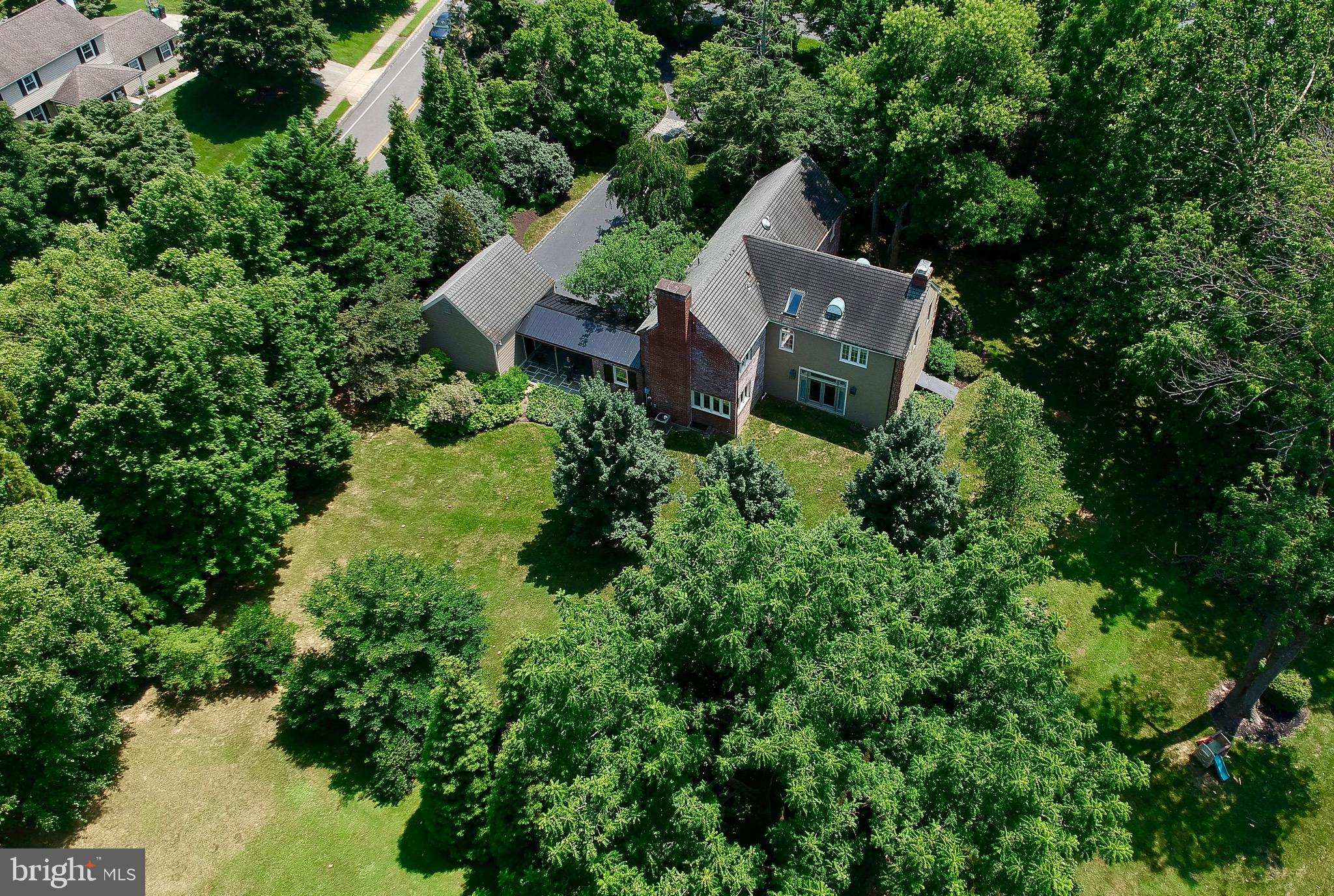 SPRING MILL ESTATE - Residential