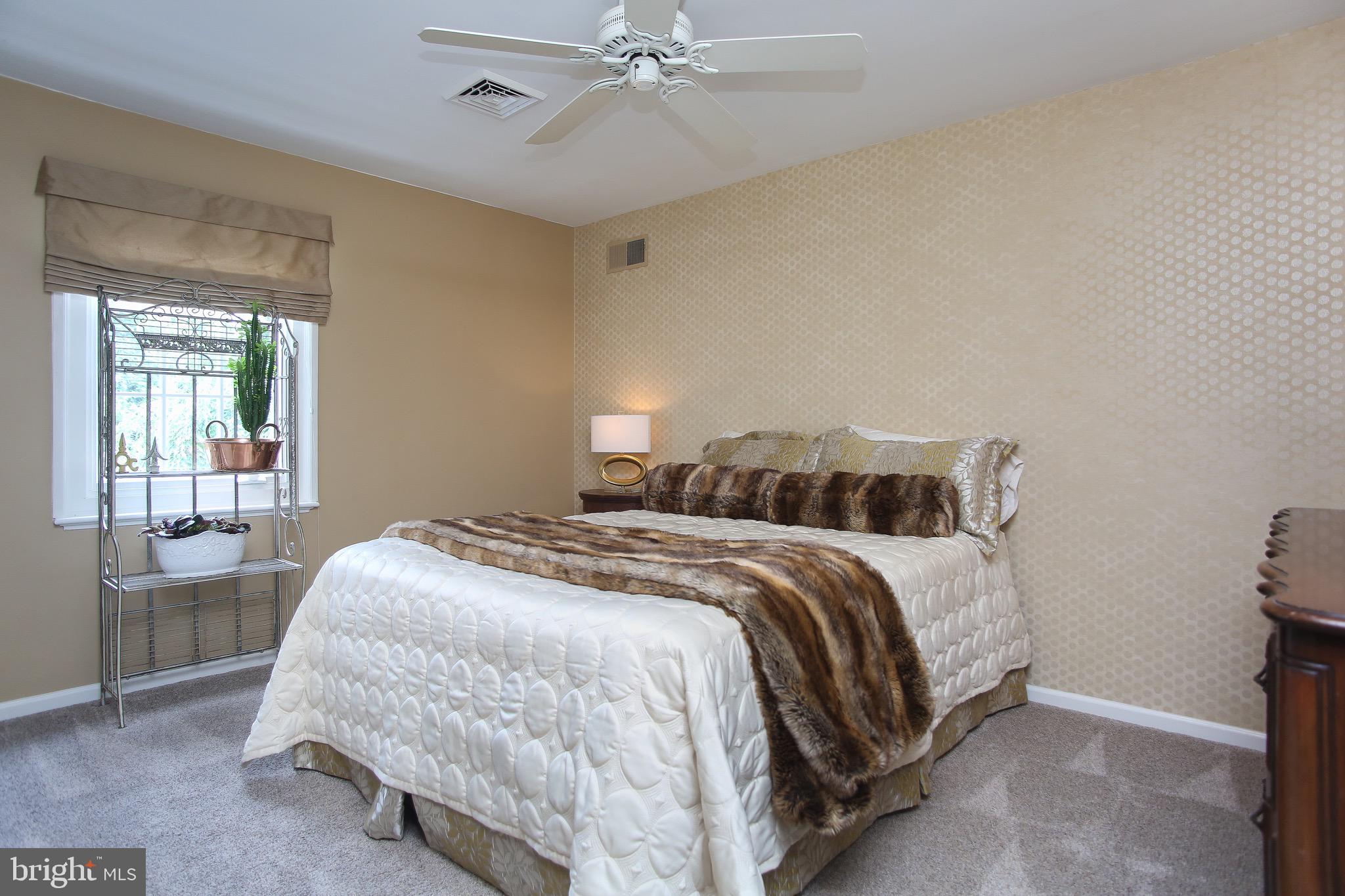 SPRING MILL ESTATE - Residential