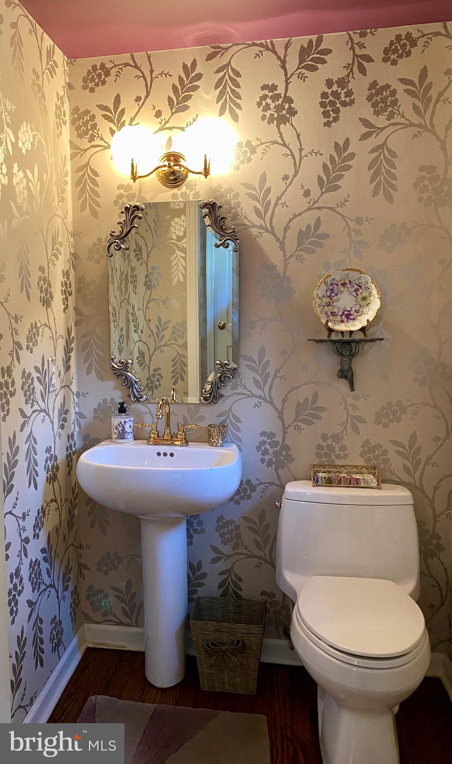 SPRING MILL ESTATE - Residential