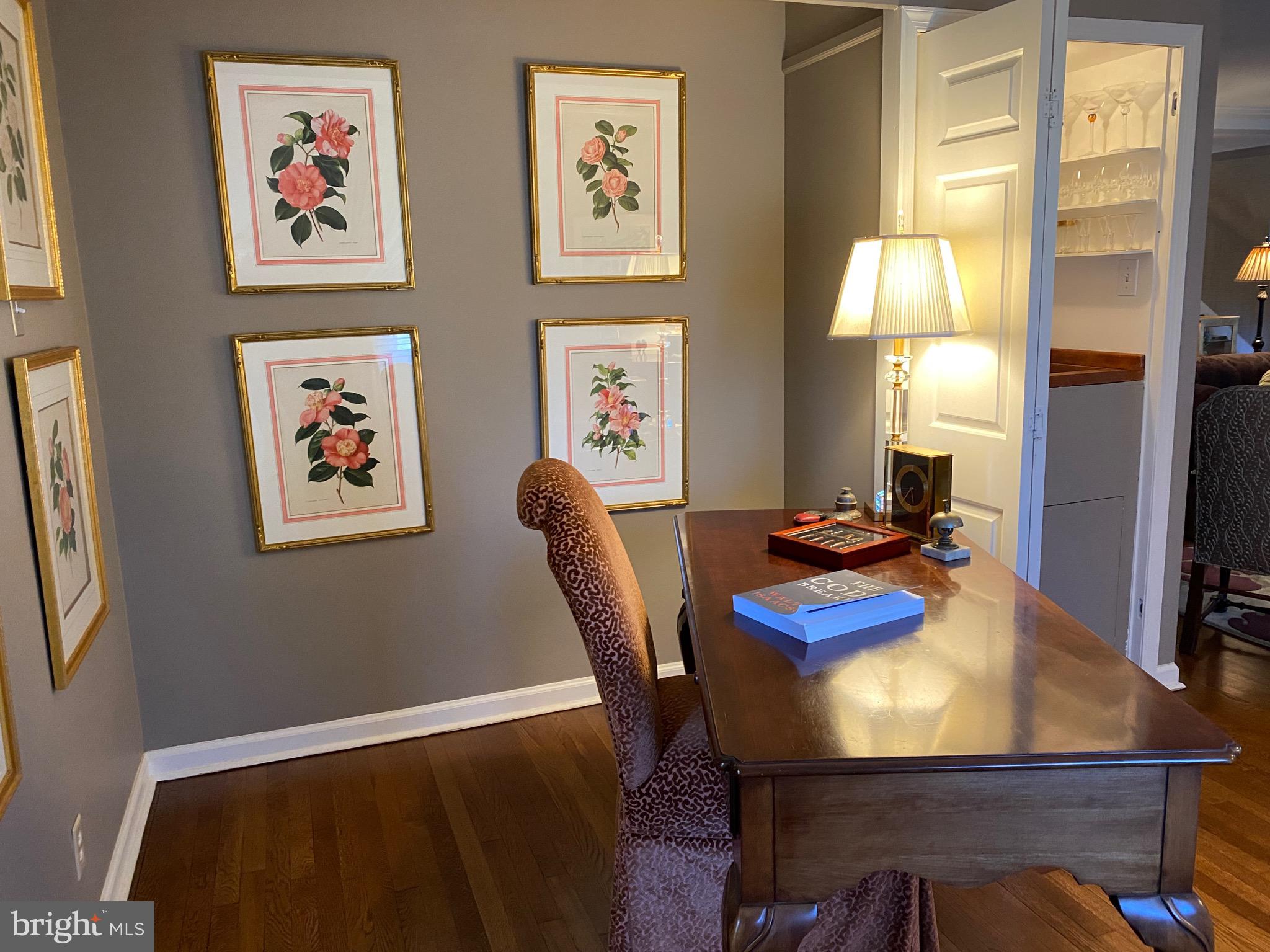 SPRING MILL ESTATE - Residential