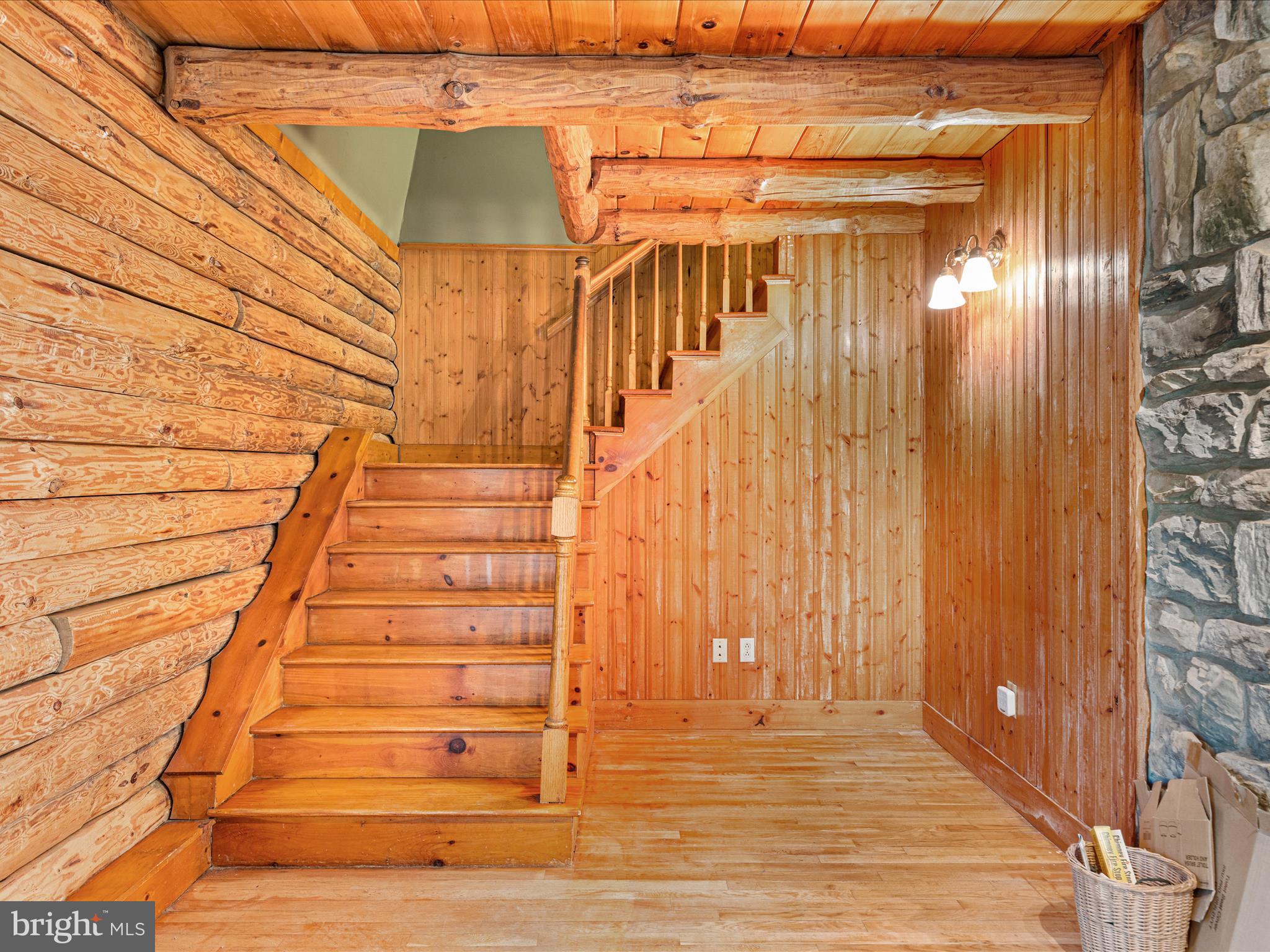 GREEN HILL FOREST - Residential Lease