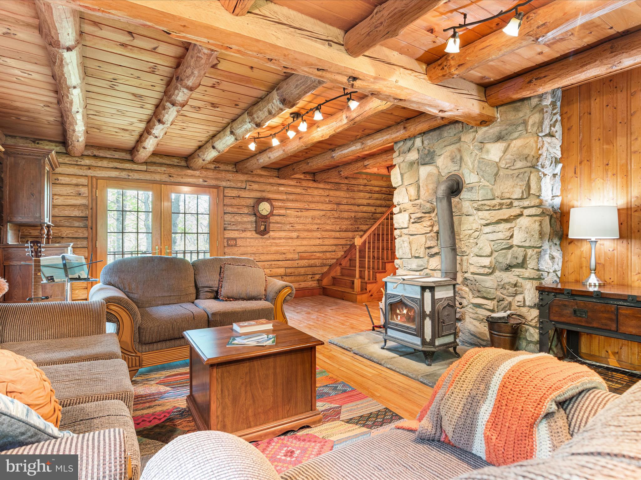 GREEN HILL FOREST - Residential Lease