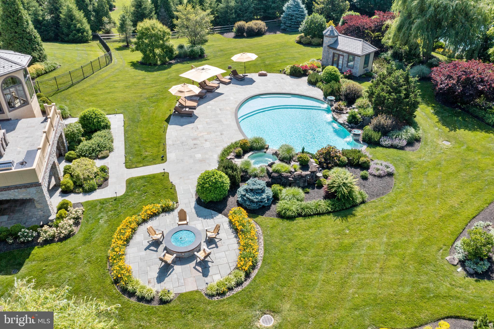 DOVECOTE - Residential