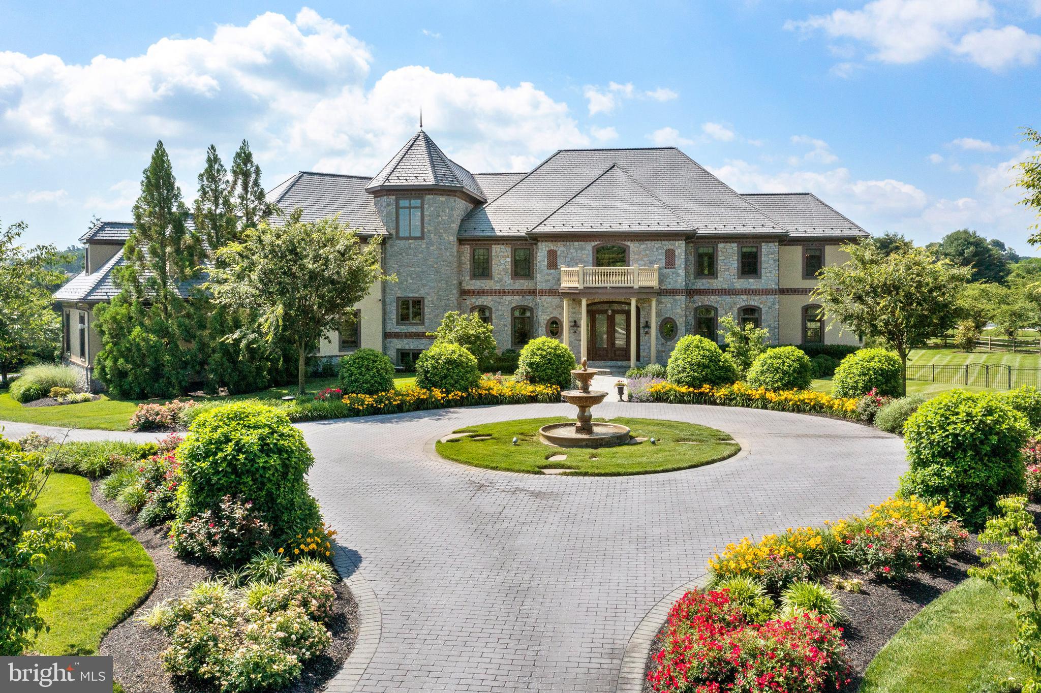 DOVECOTE - Residential