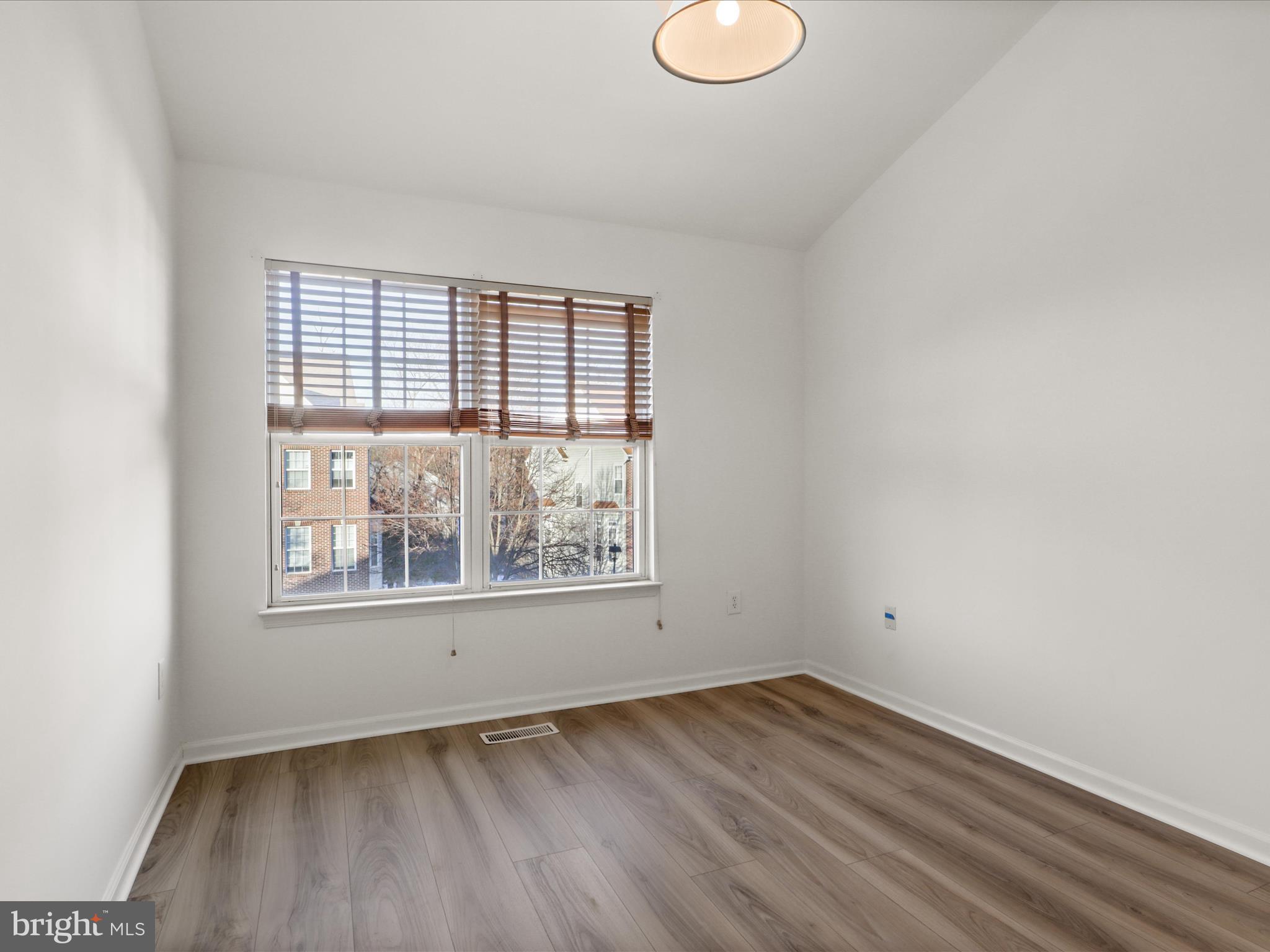 BRYARTON - Residential Lease