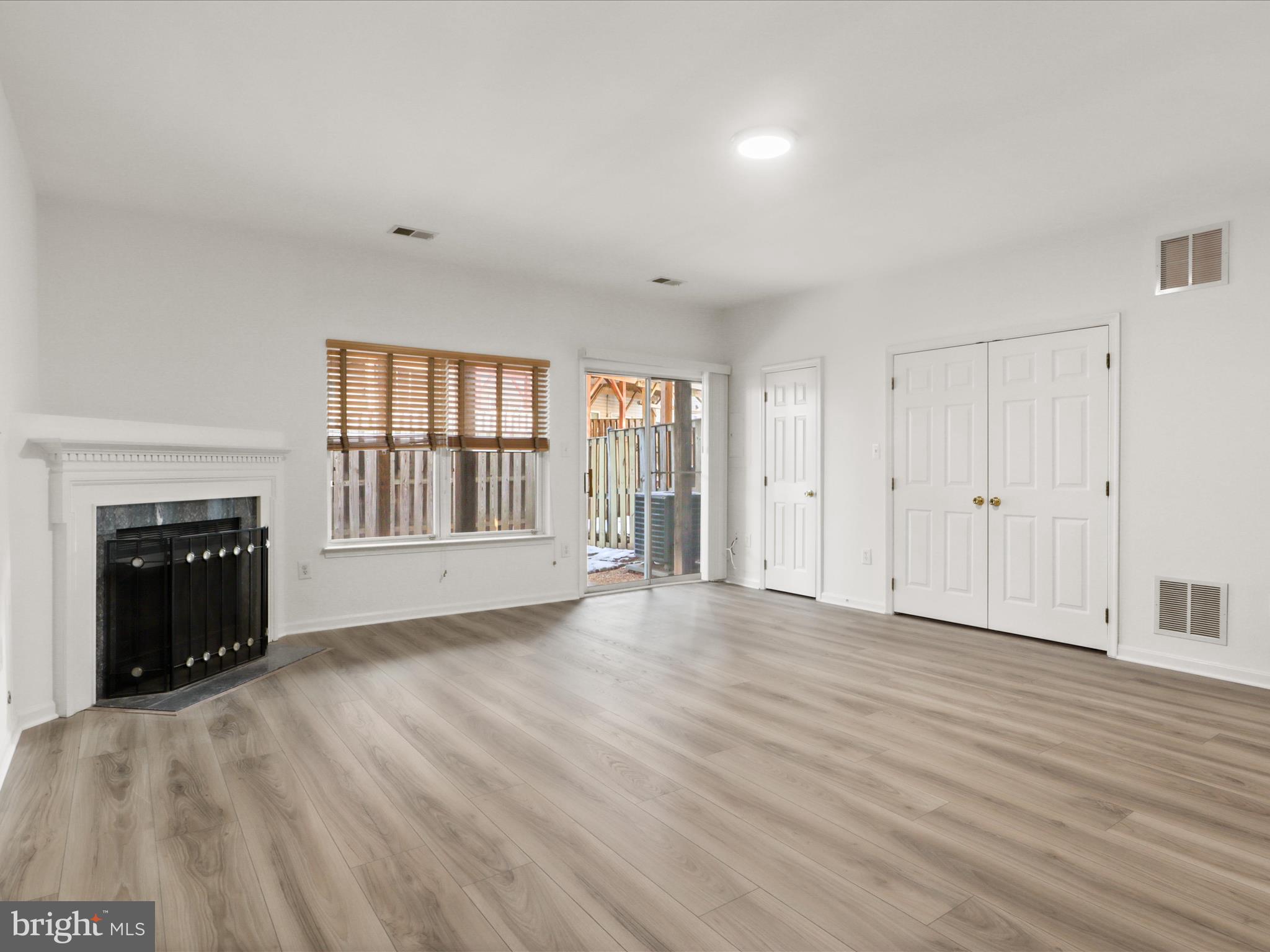 BRYARTON - Residential Lease