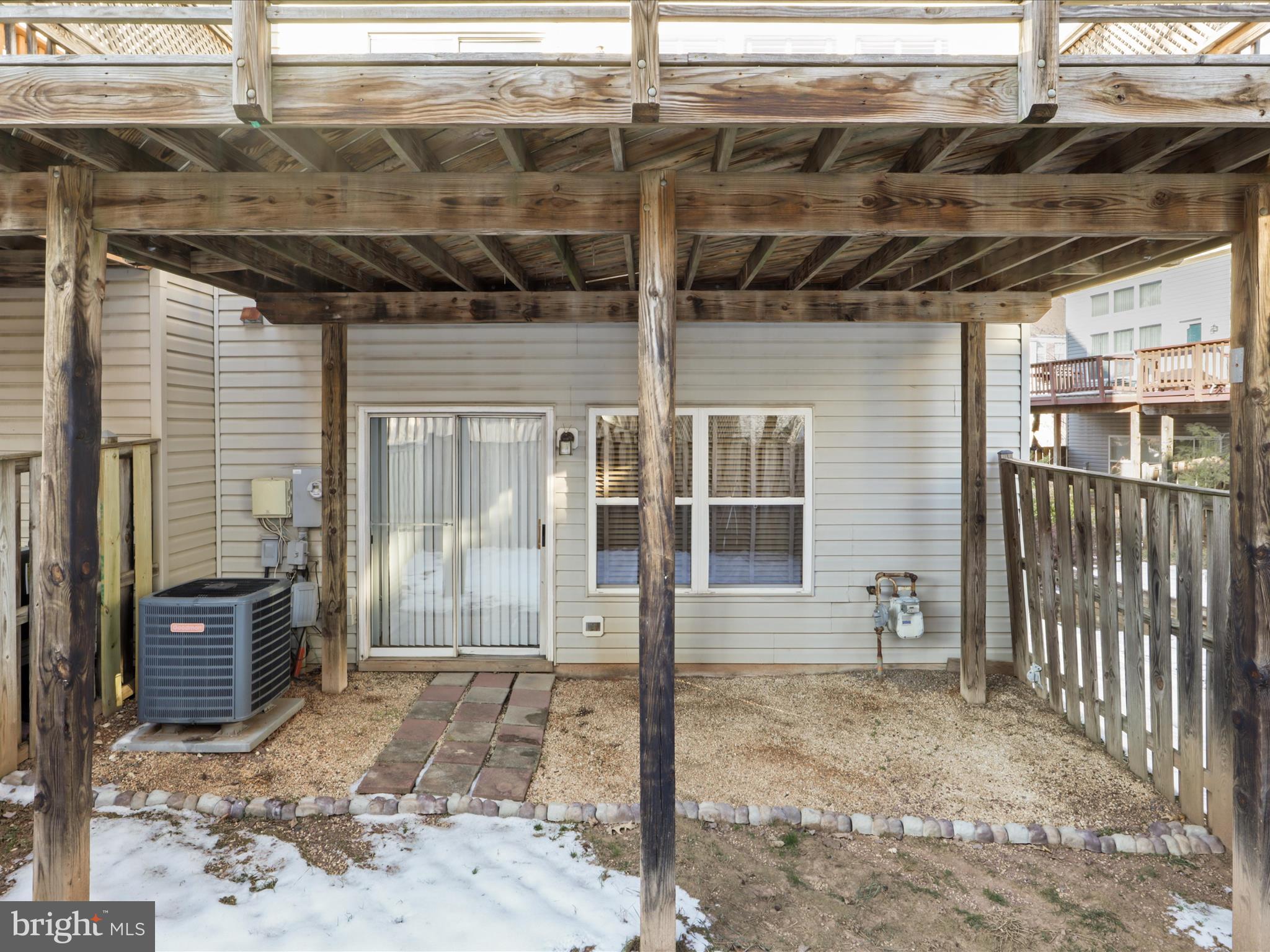 BRYARTON - Residential Lease