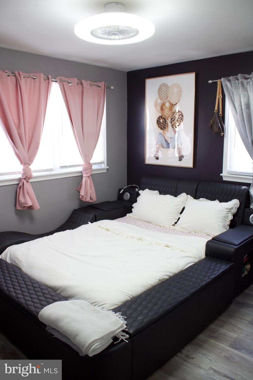 OVERVIEW GARDENS - Residential