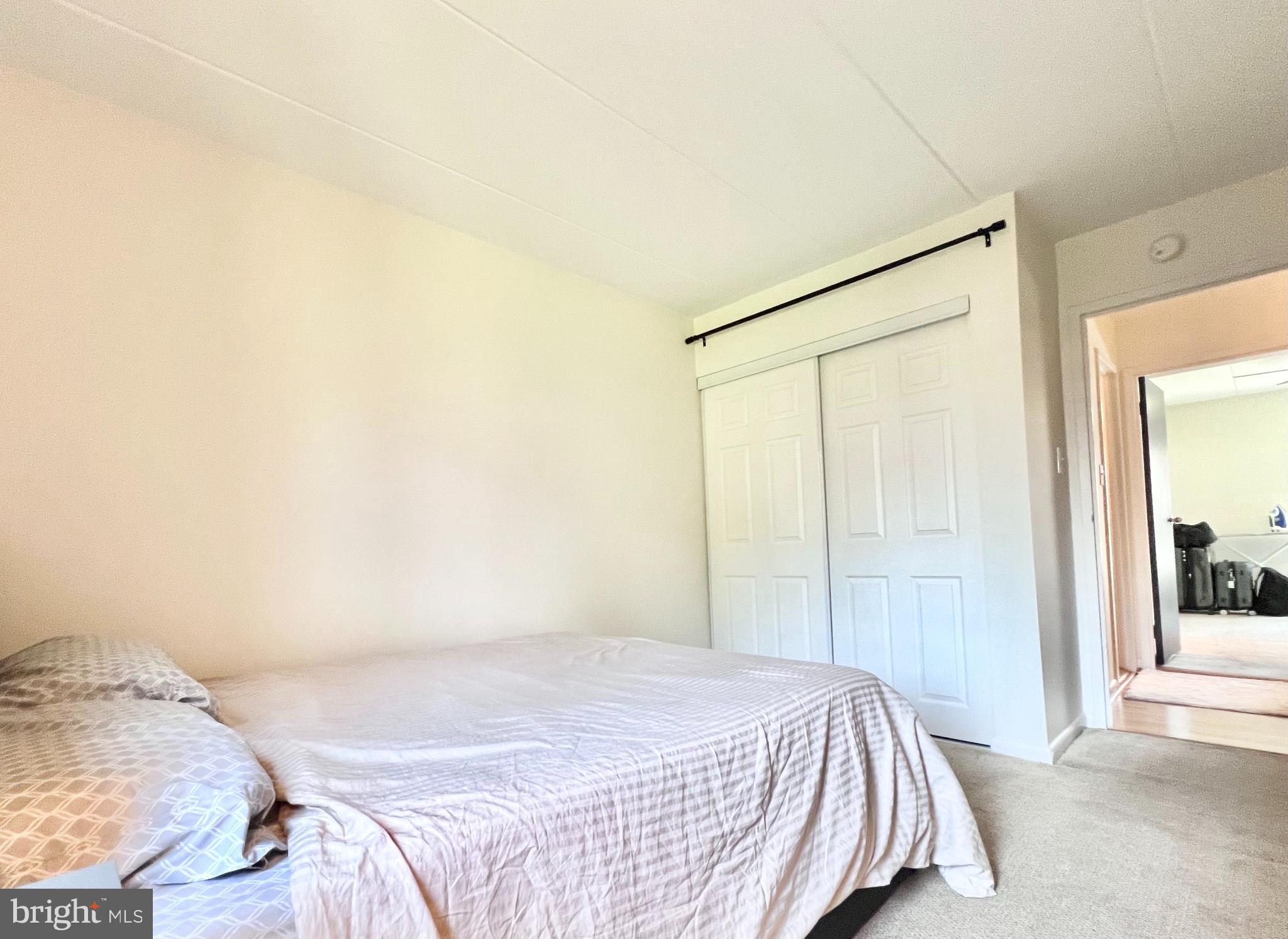 GLENVALE CONDO - Residential