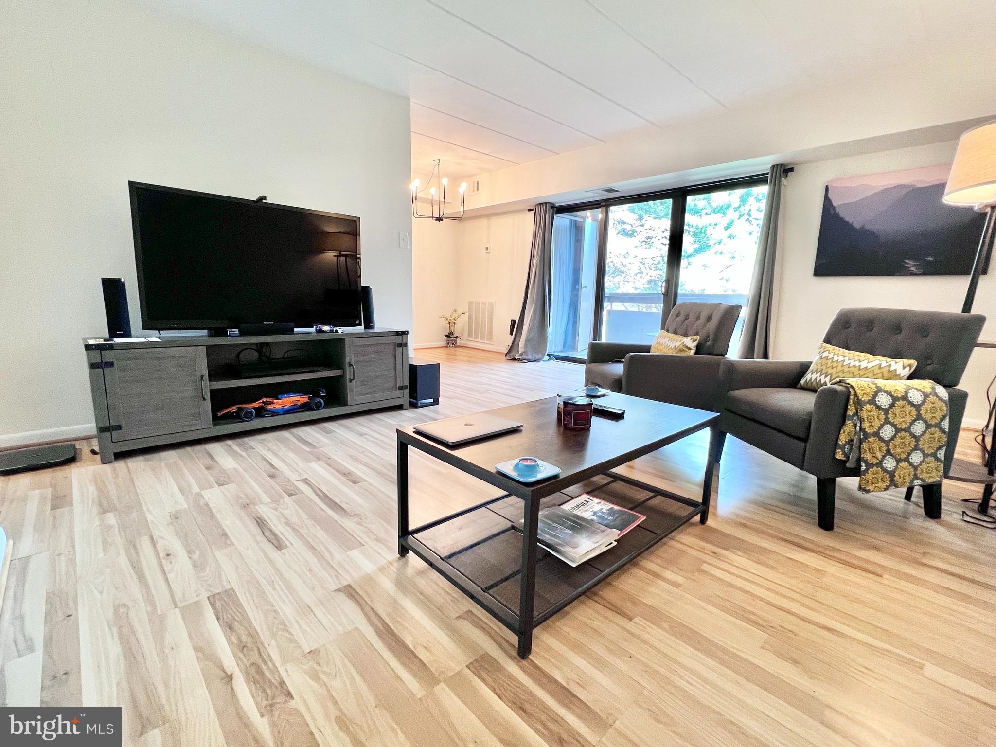 2318 FREETOWN COURT 12C