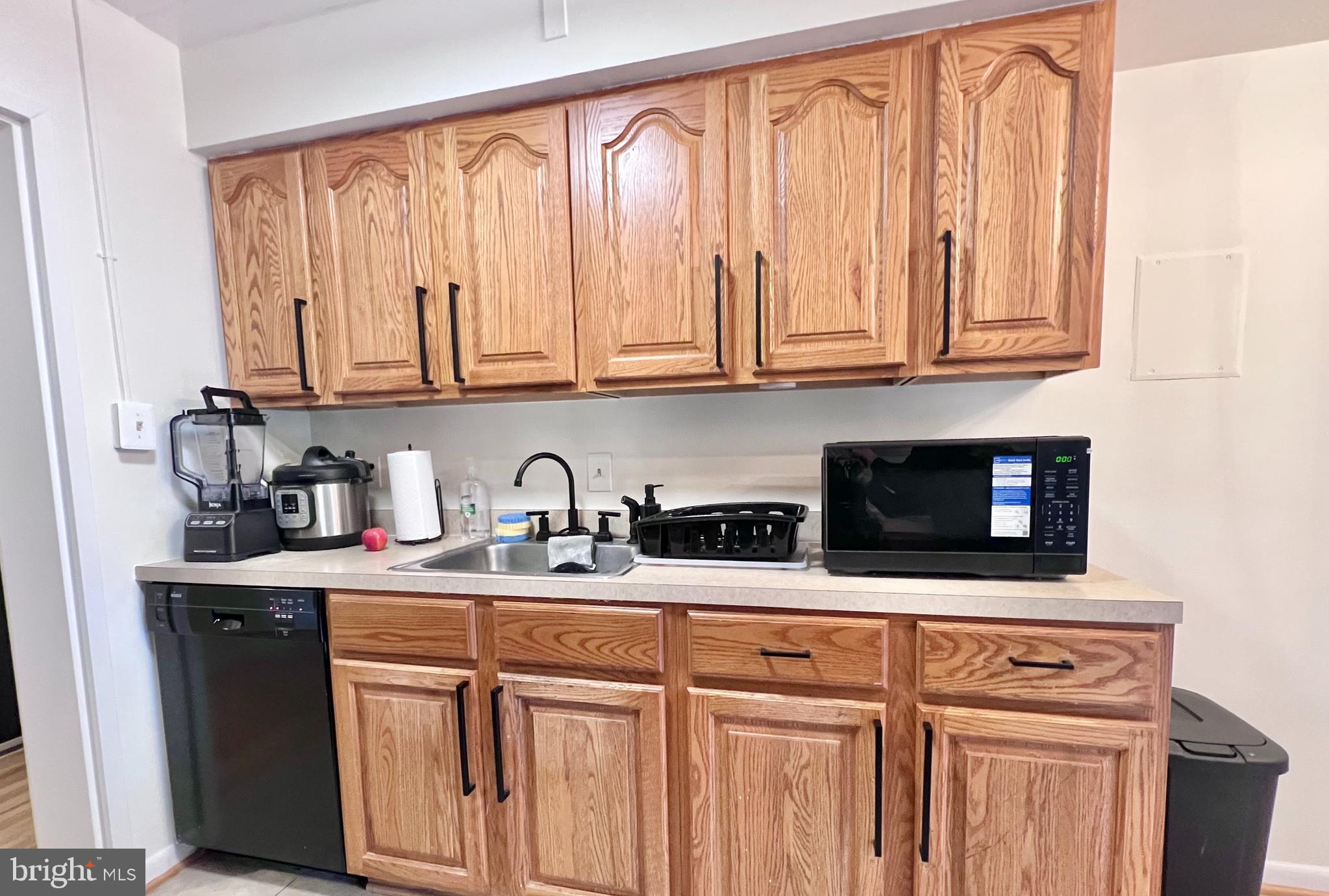 GLENVALE CONDO - Residential