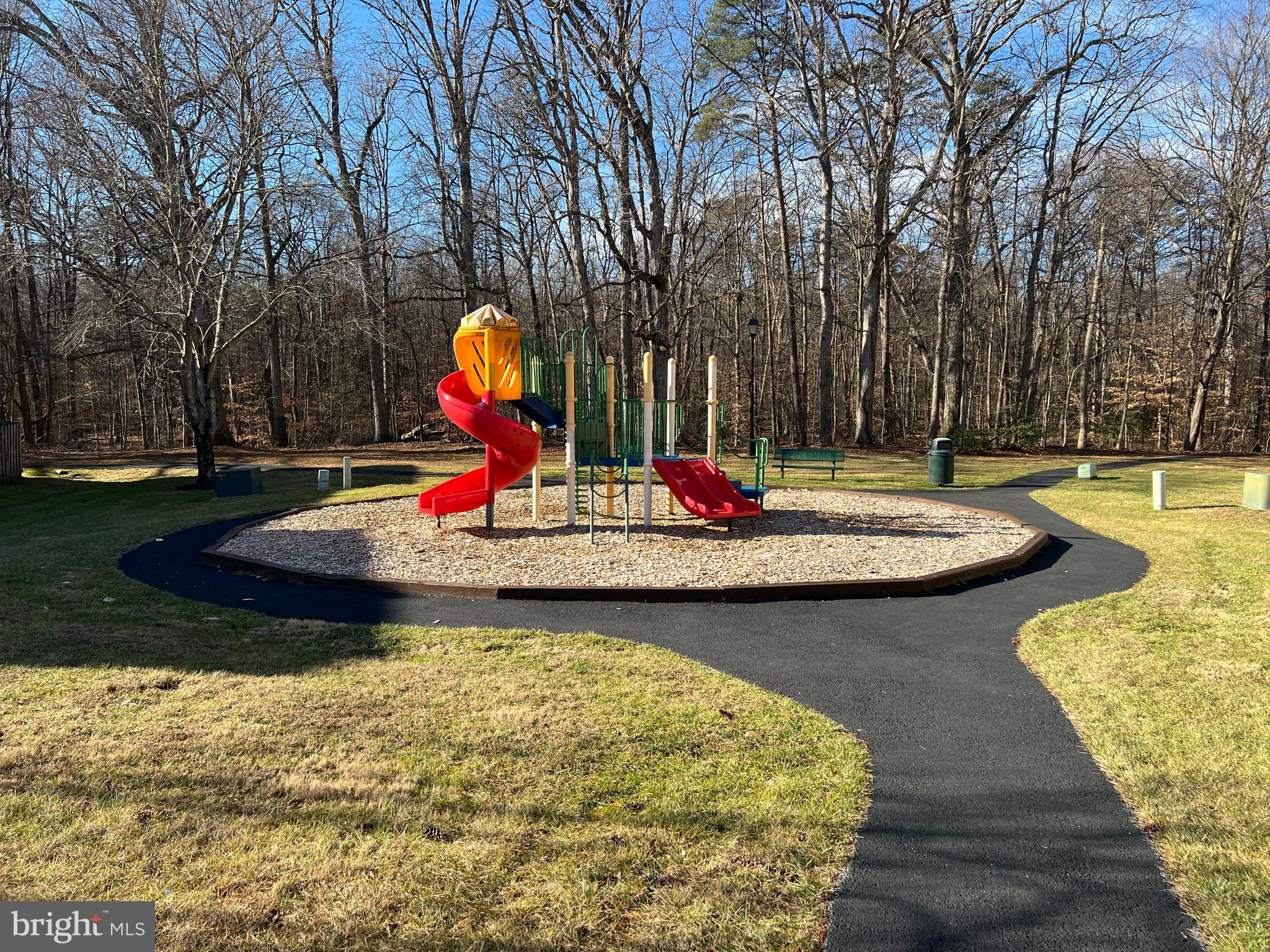 APPLEWALK CONDO - Residential