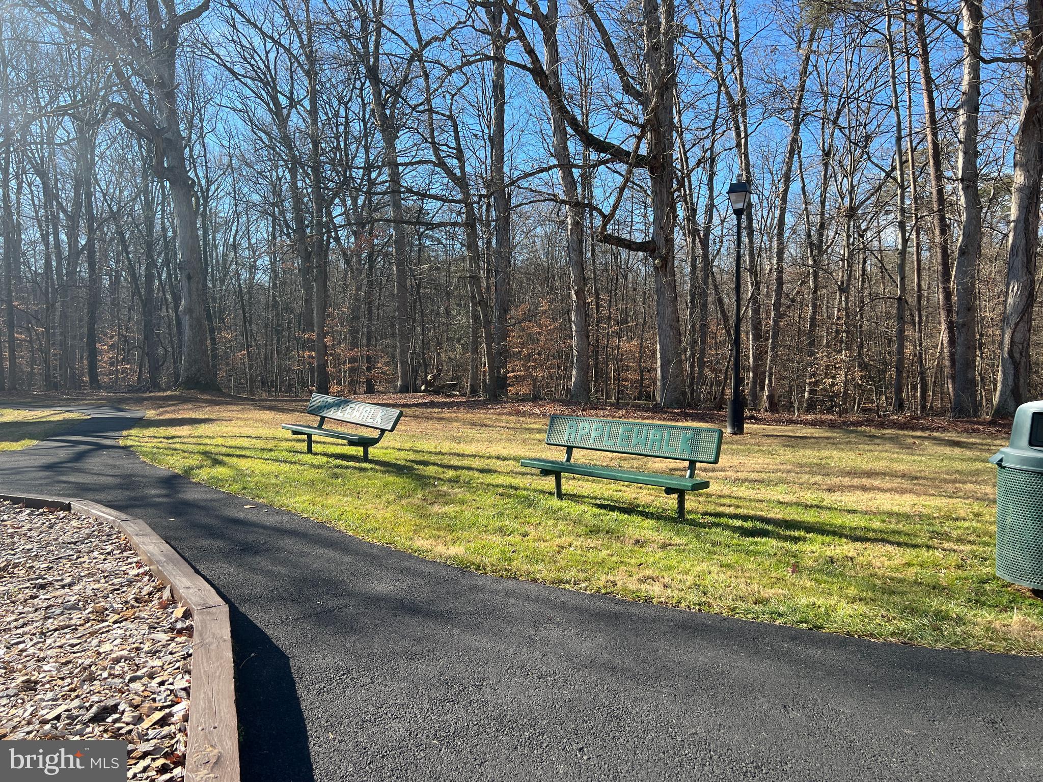 APPLEWALK CONDO - Residential