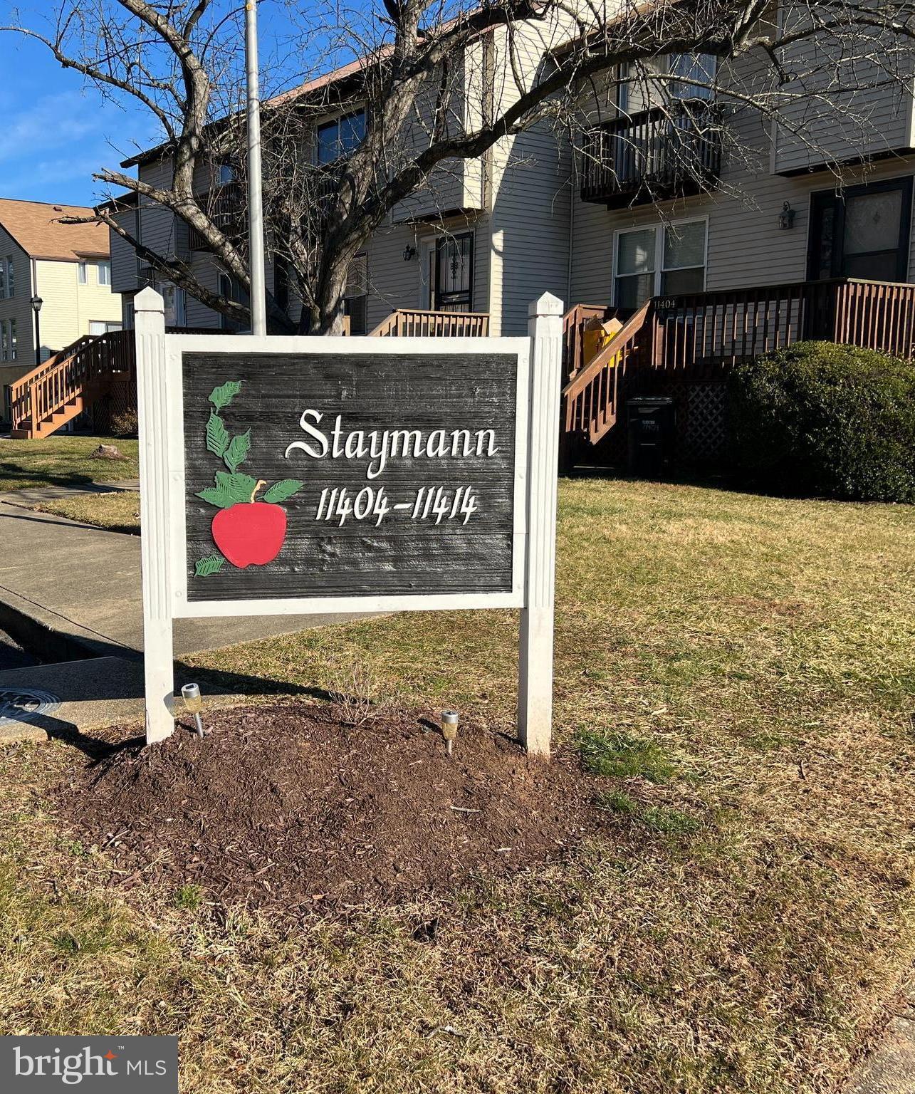 APPLEWALK CONDO - Residential