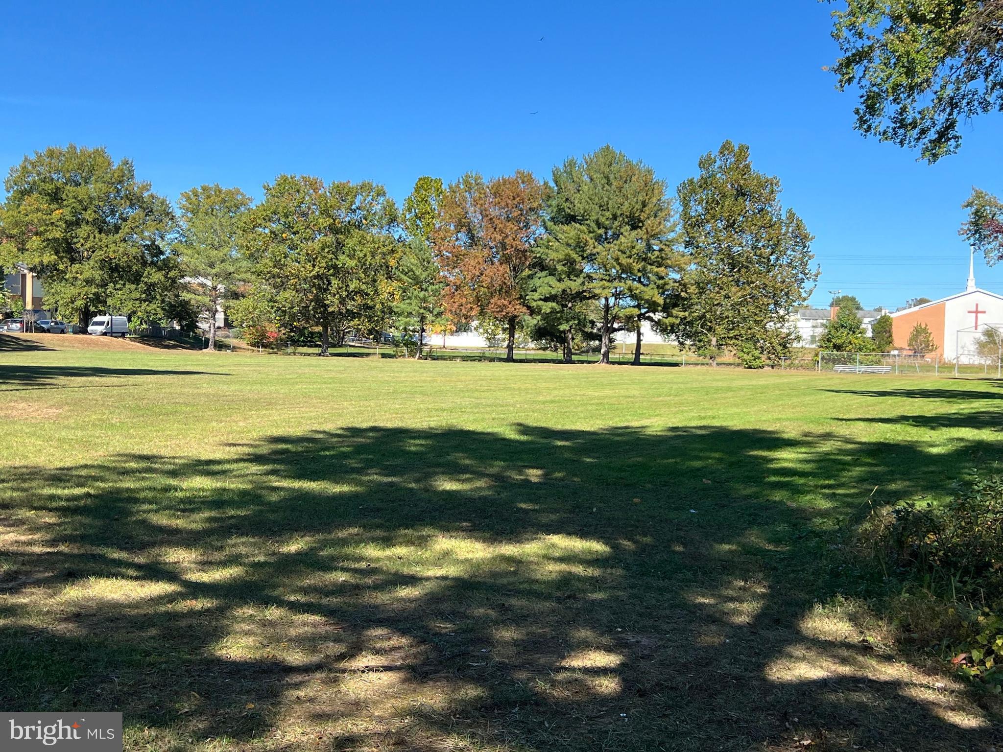 APPLEWALK CONDO - Residential