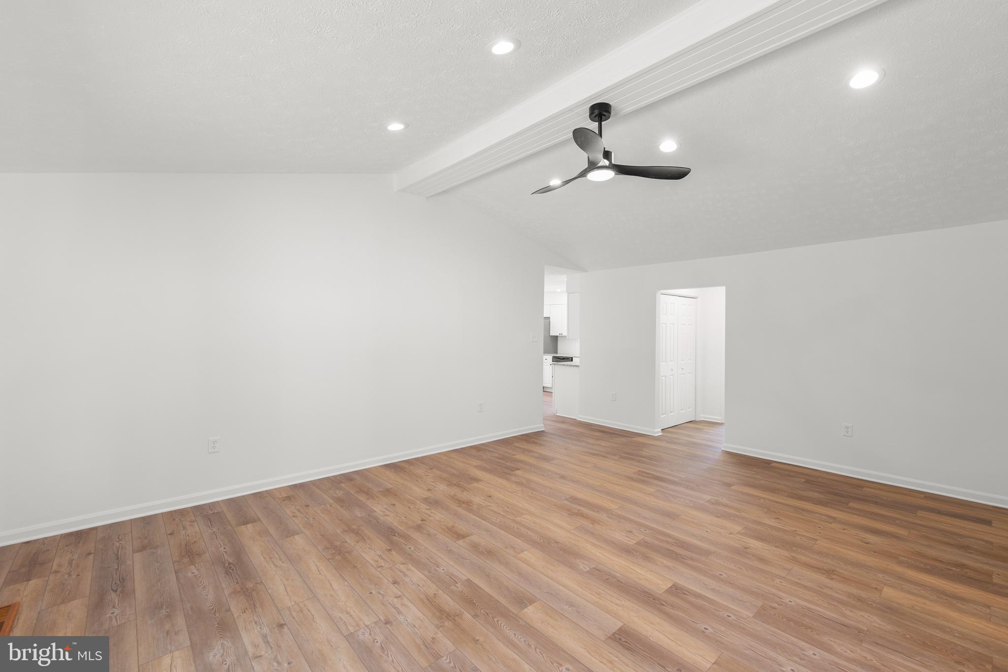 MEADOWOOD ACRES - Residential