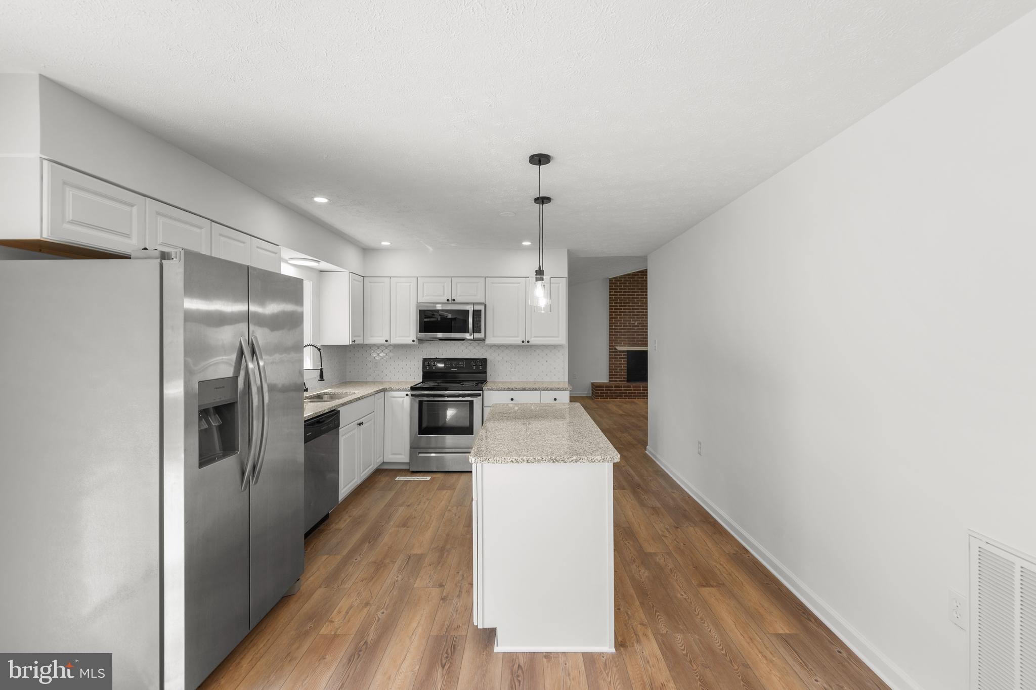 MEADOWOOD ACRES - Residential