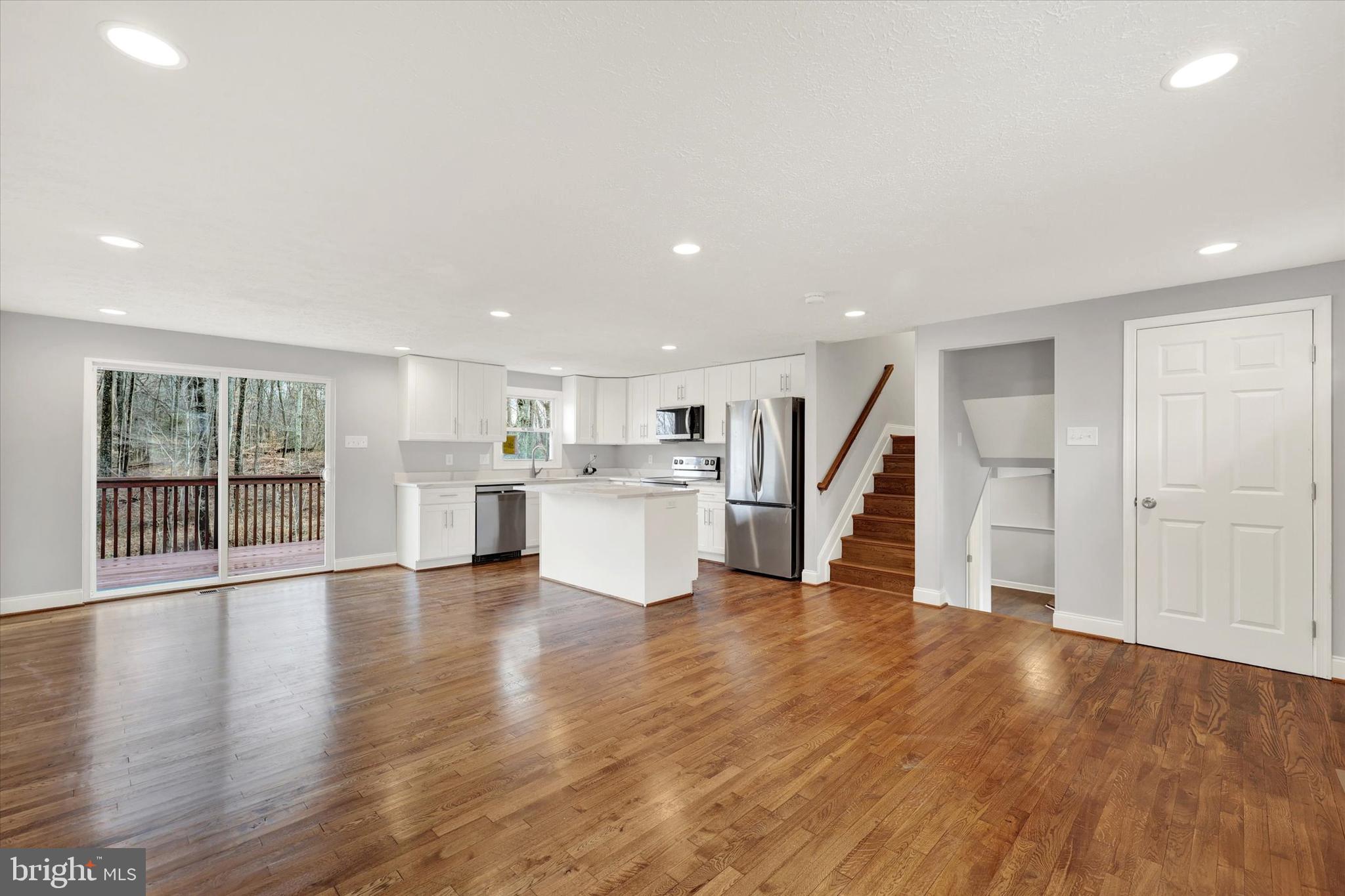 HUNT CLUB ESTATES SUB - Residential