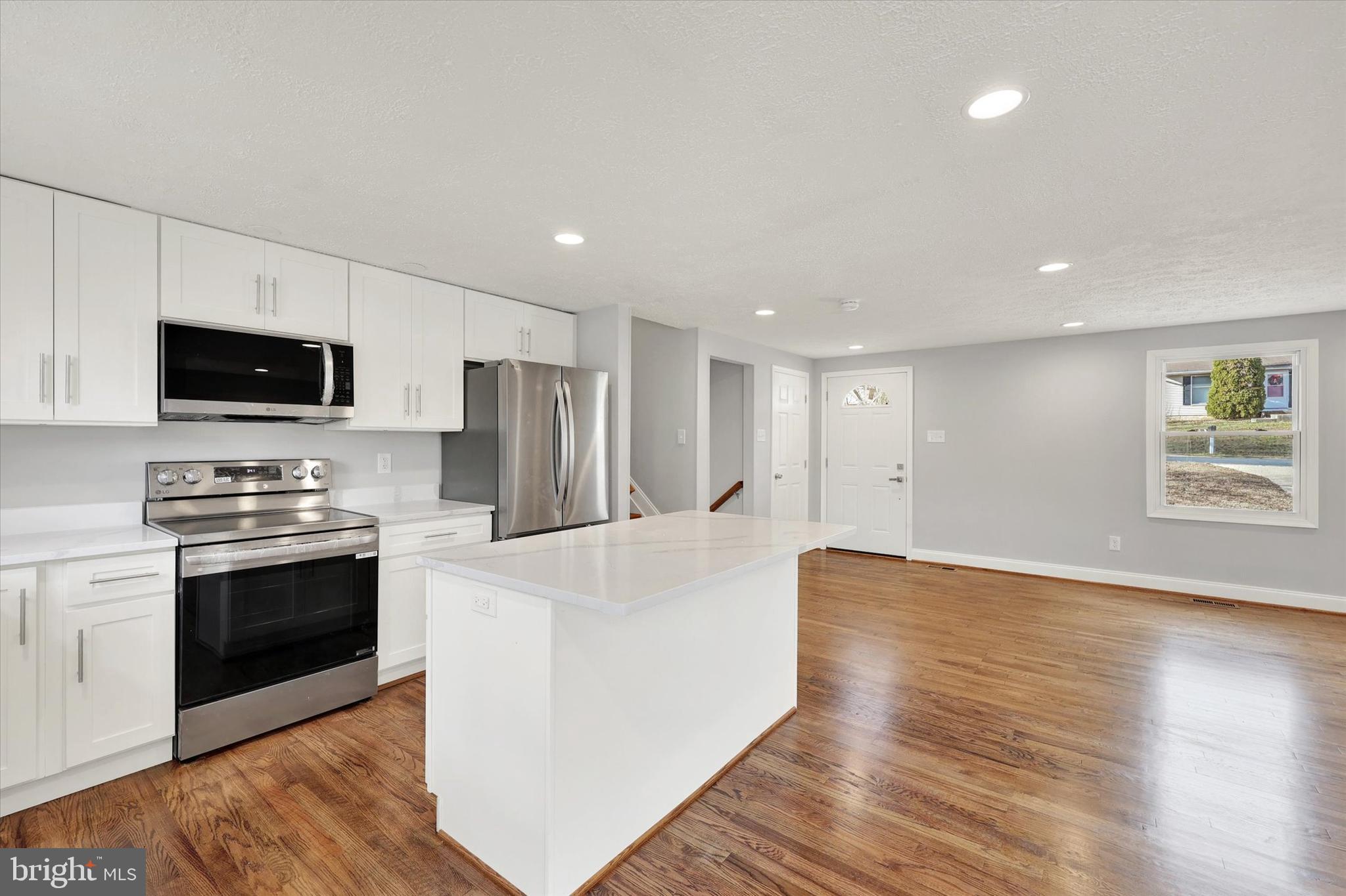 HUNT CLUB ESTATES SUB - Residential