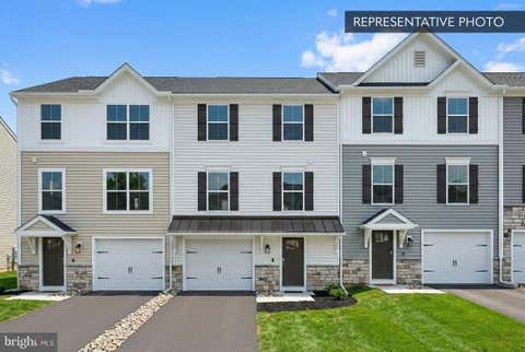Townhouse For Sale - 217 Pine Crest Village Drive #LOT 17<br/> Schuylkill County, PINE GROVE, PA 17963
