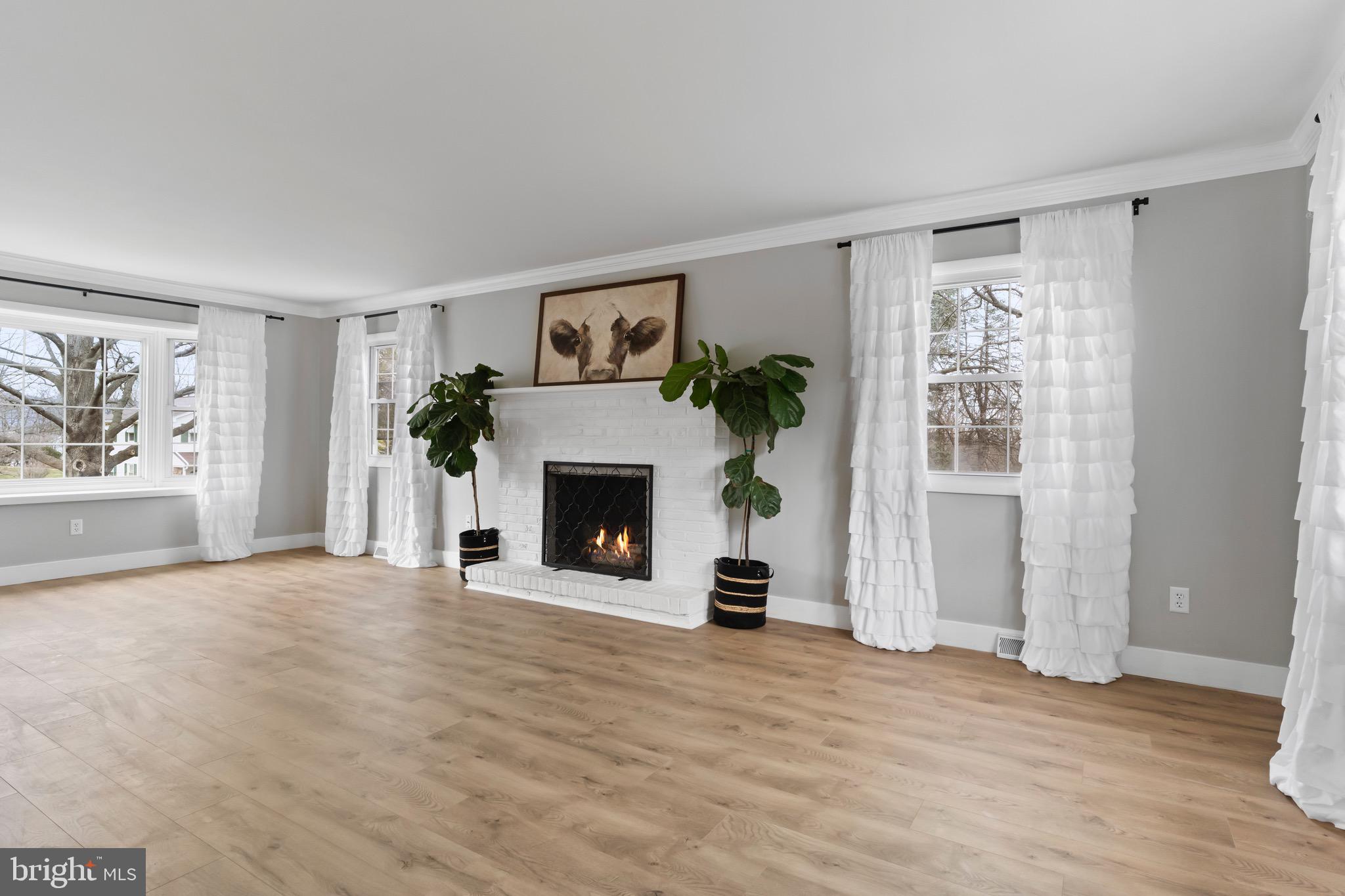 KENDOR SUMMIT - Residential